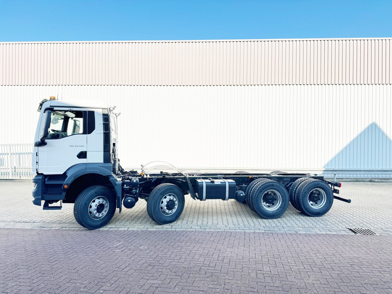 MAN TGS 35.480 8x6H BL CH TGS 35.480 8x6H BL CH, HydroDrive, Navi, Meiller 3-Seiten Kipper - Φορτηγό ανατρεπόμενο: φωτογραφία 2 MAN TGS 35.480 8x6H BL CH TGS 35.480 8x6H BL CH, HydroDrive, Navi, Meiller 3-Seiten Kipper - Φορτηγό ανατρεπόμενο: φωτογραφία 2