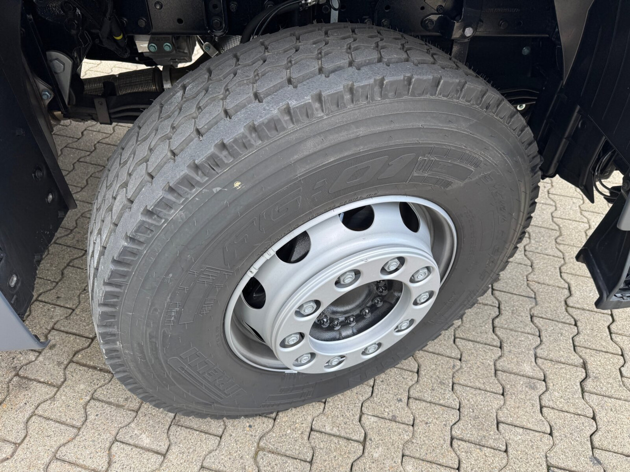 MAN TGS 41.440/480 8x4 BB TGS 41.440/480 8x4 BB, Mulde ca. 16m³ mit hydraulischer Heckklappe, mehrfach VORHANDEN - Φορτηγό σασί: φωτογραφία 3 MAN TGS 41.440/480 8x4 BB TGS 41.440/480 8x4 BB, Mulde ca. 16m³ mit hydraulischer Heckklappe, mehrfach VORHANDEN - Φορτηγό σασί: φωτογραφία 3