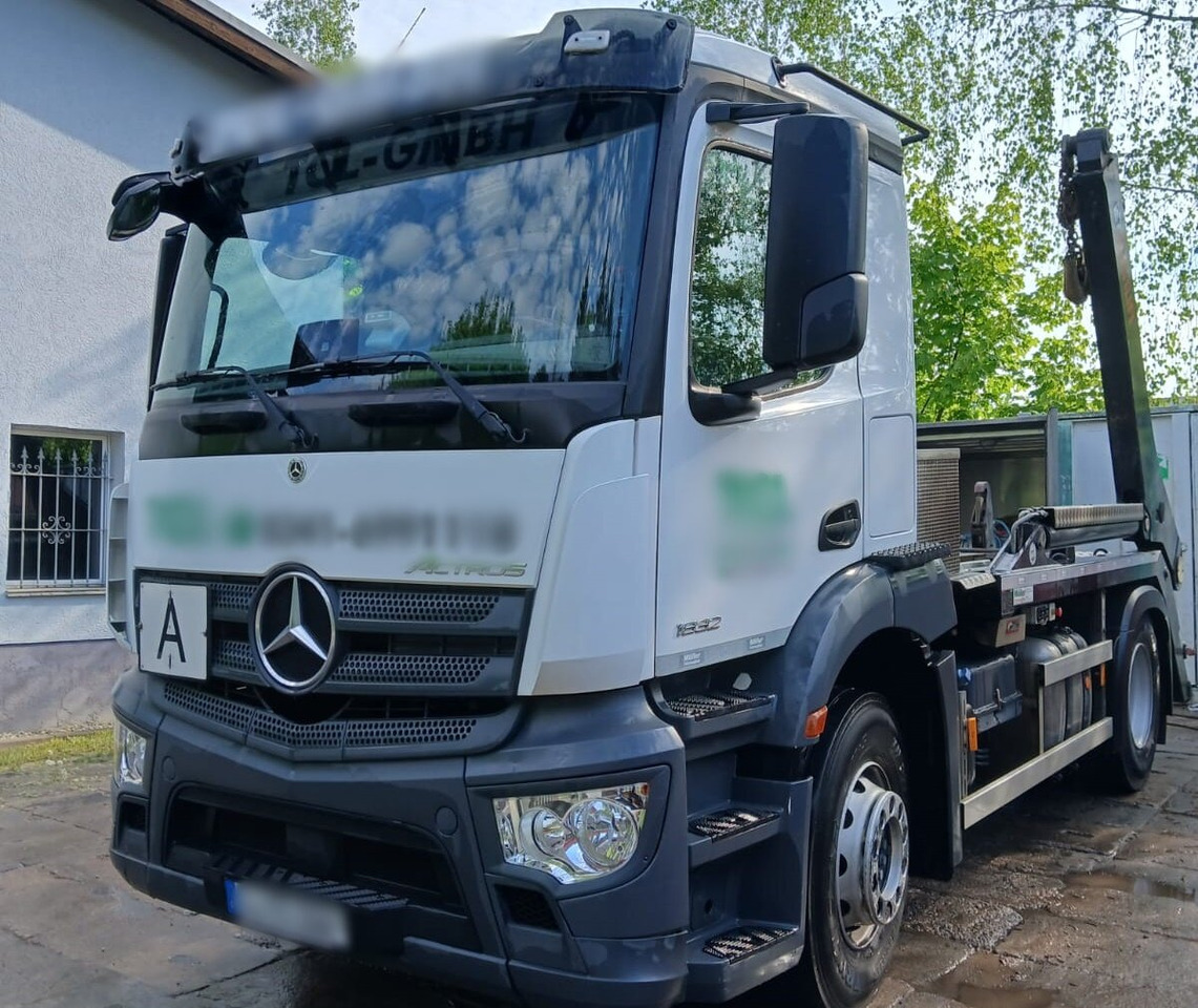 Mercedes-Benz Actros 1832 L 4x2 Actros 1832 L 4x2, Navi, MultimediaCockpit, Funk - Φορτηγό καδοφόρος φορτωτής: φωτογραφία 1 Mercedes-Benz Actros 1832 L 4x2 Actros 1832 L 4x2, Navi, MultimediaCockpit, Funk - Φορτηγό καδοφόρος φορτωτής: φωτογραφία 1