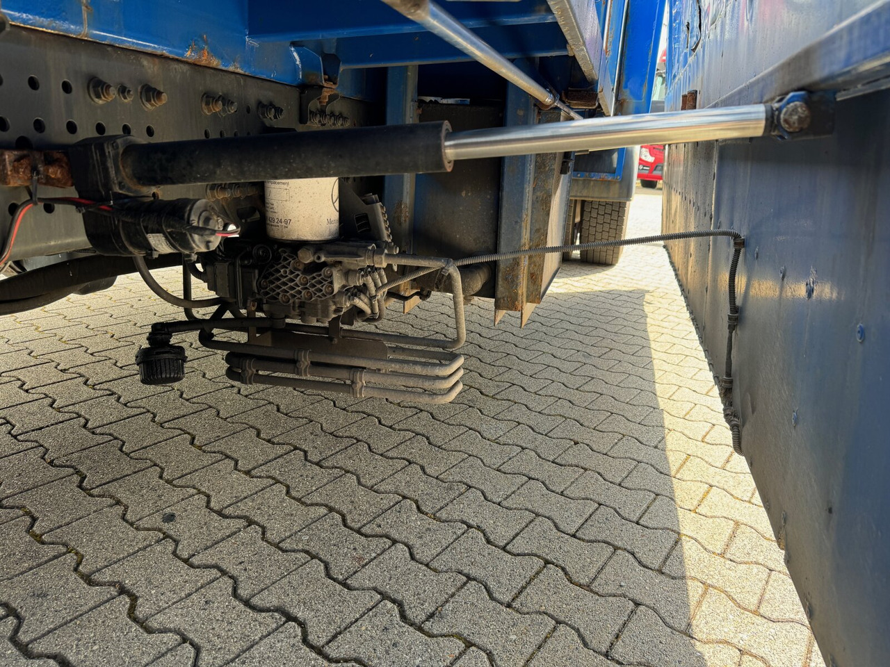 Mercedes-Benz Actros 1836 L 4x2 Actros 1836 L 4x2, Glastransporter, Heckkran Palfinger Pk 12002-EH, Funk - Φορτηγό με γερανό: φωτογραφία 2 Mercedes-Benz Actros 1836 L 4x2 Actros 1836 L 4x2, Glastransporter, Heckkran Palfinger Pk 12002-EH, Funk - Φορτηγό με γερανό: φωτογραφία 2