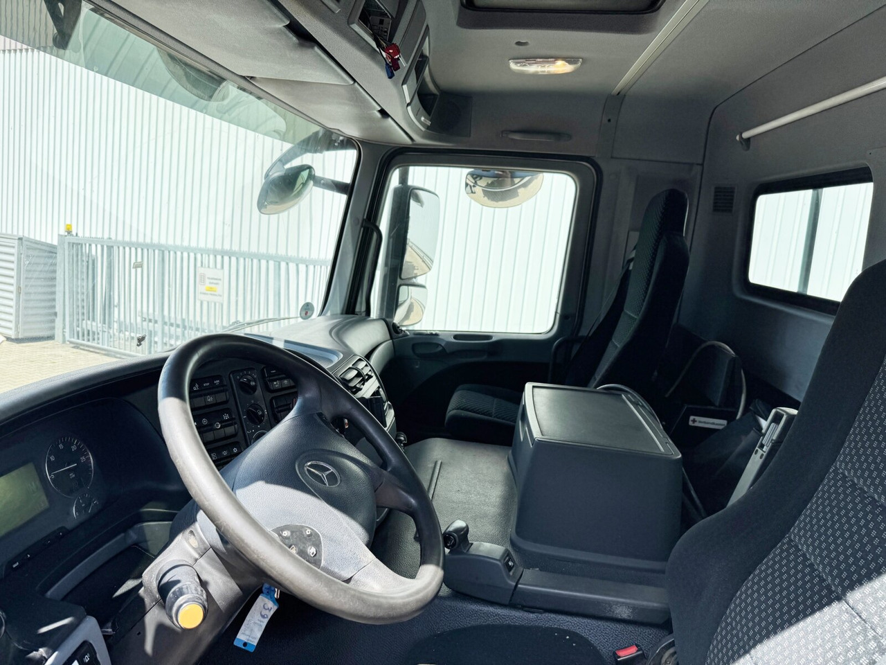 Φορτηγό Mercedes-Benz Actros 2541 L 6x2 Actros 2541 L 6x2, Müller Saug-/Spülwagen ca. 12m³, Widi-Platte, Lift-/Lenkachse: φωτογραφία 7