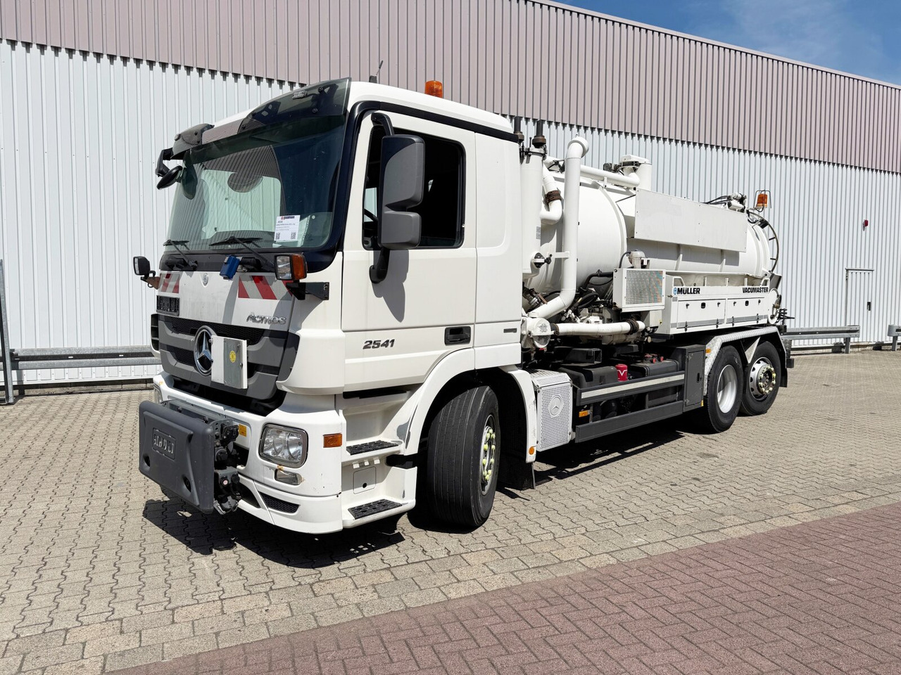 Mercedes-Benz Actros 2541 L 6x2 Actros 2541 L 6x2, Müller Saug-/Spülwagen ca. 12m³, Widi-Platte, Lift-/Lenkachse - Φορτηγό: φωτογραφία 1 Mercedes-Benz Actros 2541 L 6x2 Actros 2541 L 6x2, Müller Saug-/Spülwagen ca. 12m³, Widi-Platte, Lift-/Lenkachse - Φορτηγό: φωτογραφία 1