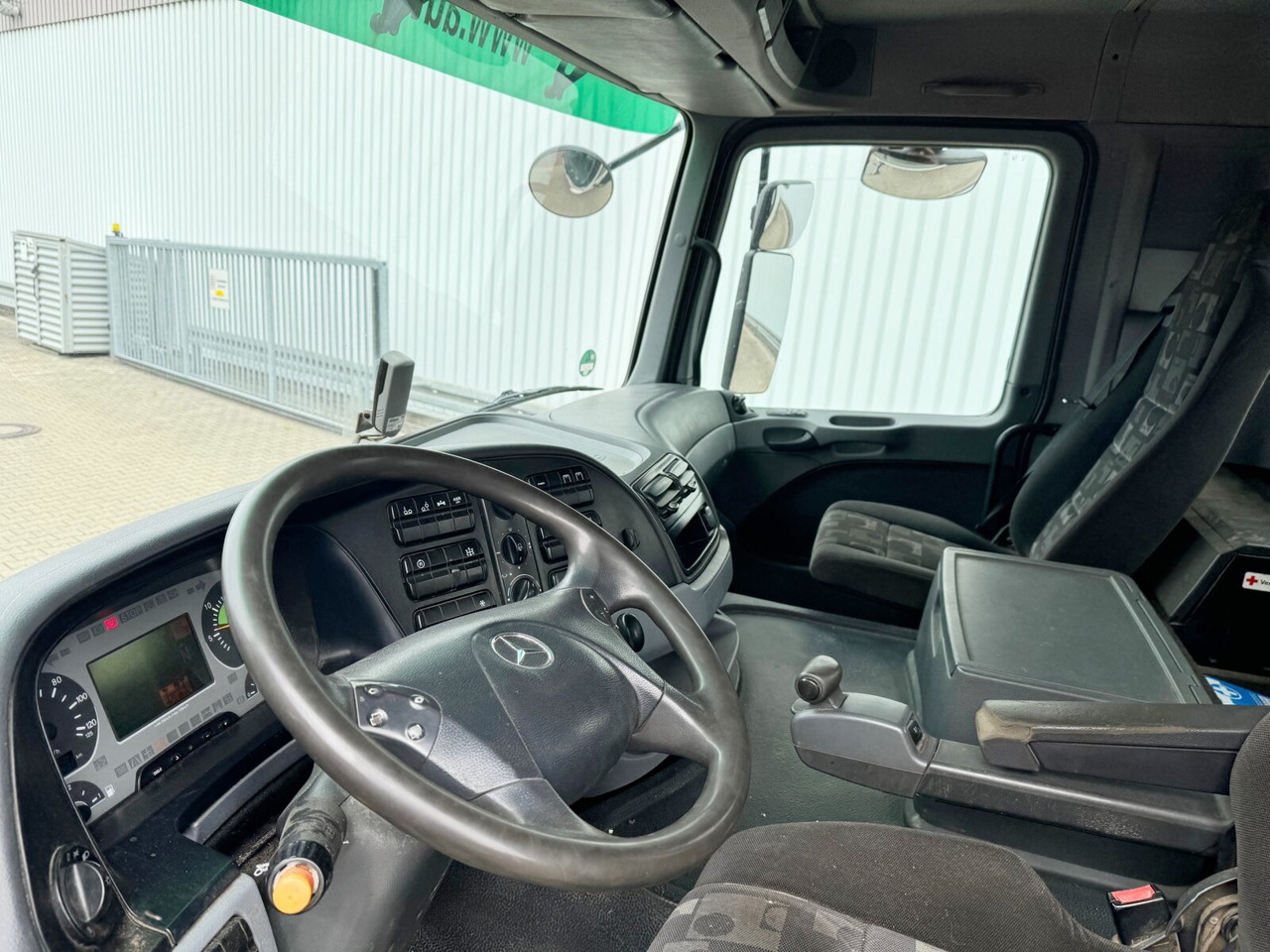 Mercedes-Benz Actros 2541 L 6x2 Actros 2541 L 6x2, Retader, Lenkachse - Φορτηγό φόρτωσης γάντζου: φωτογραφία 2 Mercedes-Benz Actros 2541 L 6x2 Actros 2541 L 6x2, Retader, Lenkachse - Φορτηγό φόρτωσης γάντζου: φωτογραφία 2