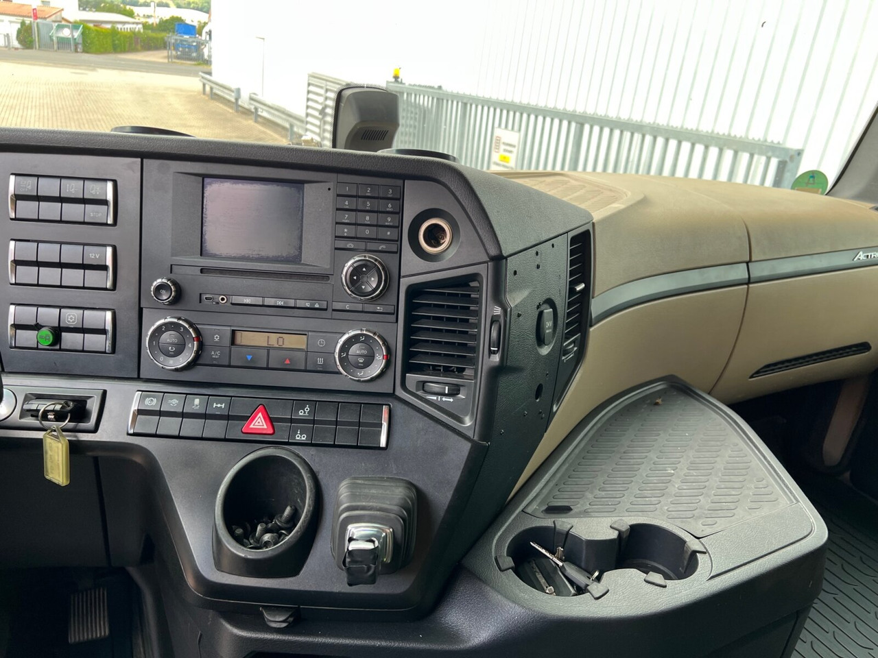 Mercedes-Benz Actros 2542/48 L/nR 6x2 Actros 2542/48 L/nR 6x2, Retarder, Standklima, StreamSpace, SoloStar - Φορτηγό μεταφοράς εμπορευματοκιβωτίων/ Κινητό αμάξωμα: φωτογραφία 4 Mercedes-Benz Actros 2542/48 L/nR 6x2 Actros 2542/48 L/nR 6x2, Retarder, Standklima, StreamSpace, SoloStar - Φορτηγό μεταφοράς εμπορευματοκιβωτίων/ Κινητό αμάξωμα: φωτογραφία 4