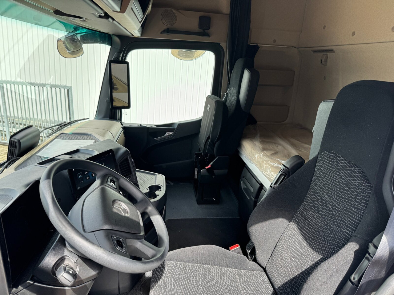 Mercedes-Benz Actros 2548 L 6x2 Actros 2548 L 6x2, Retarder, Lenk-/Liftachse, Navi, MirrorCam, MultimediaCockpit - Φορτηγό σασί: φωτογραφία 3 Mercedes-Benz Actros 2548 L 6x2 Actros 2548 L 6x2, Retarder, Lenk-/Liftachse, Navi, MirrorCam, MultimediaCockpit - Φορτηγό σασί: φωτογραφία 3