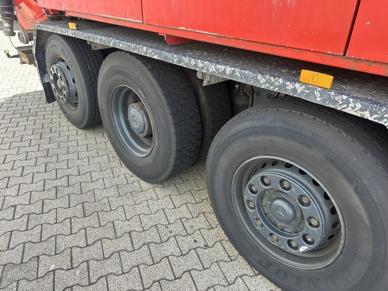 Mercedes-Benz Actros 3246 L 8x2 Actros 3246 L 8x2, Hellmers Saug- und Spülwagen ca. 15m³ - Φορτηγό: φωτογραφία 5 Mercedes-Benz Actros 3246 L 8x2 Actros 3246 L 8x2, Hellmers Saug- und Spülwagen ca. 15m³ - Φορτηγό: φωτογραφία 5