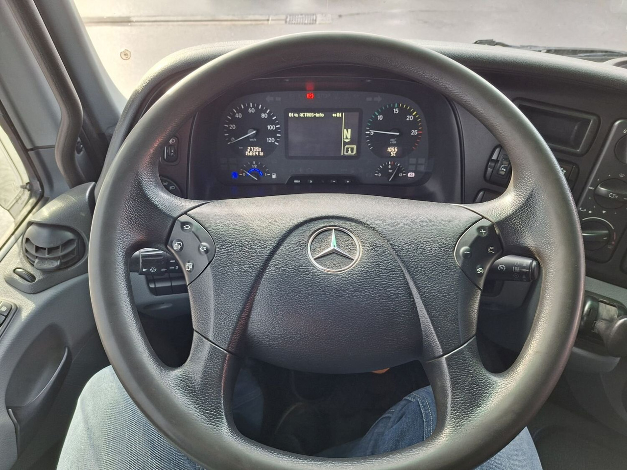 Mercedes-Benz Actros 4146 K 8x4/4 Actros 4146 K 8x4/4, Retarder, Kran Hiab XS 477 E-7 HiPro, Bj. 2010, Flyjib, Seilwinde, Funk - Φορτηγό φόρτωσης γάντζου, Φορτηγό με γερανό: φωτογραφία 4 Mercedes-Benz Actros 4146 K 8x4/4 Actros 4146 K 8x4/4, Retarder, Kran Hiab XS 477 E-7 HiPro, Bj. 2010, Flyjib, Seilwinde, Funk - Φορτηγό φόρτωσης γάντζου, Φορτηγό με γερανό: φωτογραφία 4