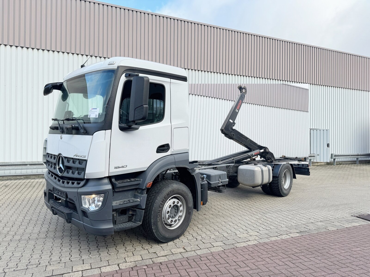 Mercedes-Benz Arocs 1840 L 4x2 Arocs 1840 L 4x2/48, MultimediaCockpit, Navi - Φορτηγό φόρτωσης γάντζου: φωτογραφία 1 Mercedes-Benz Arocs 1840 L 4x2 Arocs 1840 L 4x2/48, MultimediaCockpit, Navi - Φορτηγό φόρτωσης γάντζου: φωτογραφία 1