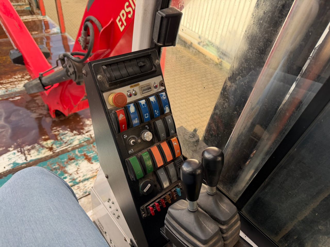 Mercedes-Benz Arocs 2648 6x4 Arocs 2648 6x4 mit Heckkran Epsilon M12Z83, Krankabine - Φορτηγό ξυλείας, Φορτηγό με γερανό: φωτογραφία 4 Mercedes-Benz Arocs 2648 6x4 Arocs 2648 6x4 mit Heckkran Epsilon M12Z83, Krankabine - Φορτηγό ξυλείας, Φορτηγό με γερανό: φωτογραφία 4