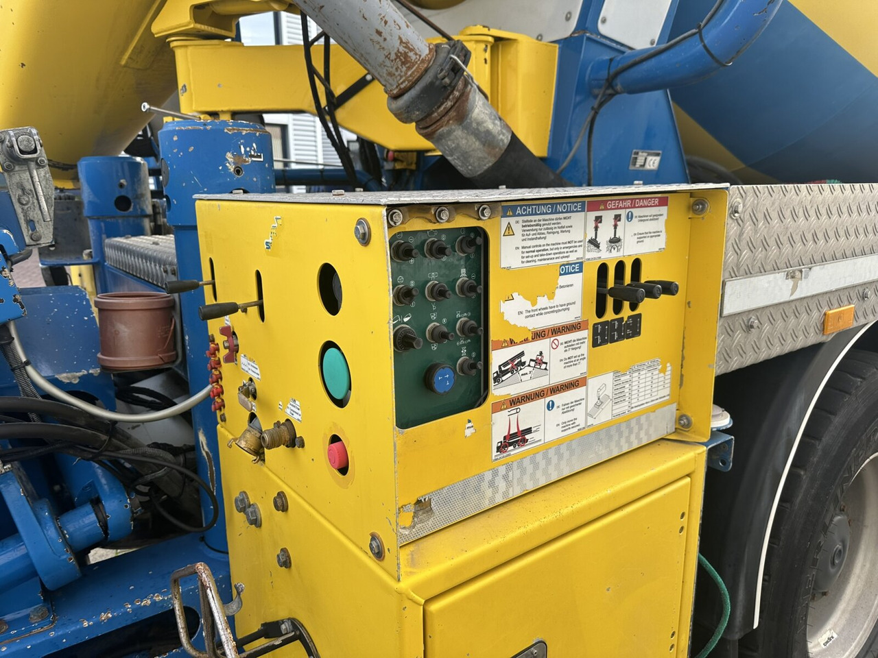 Mercedes-Benz Arocs 3246 B 8x4 Stetter Mischer 7m³, Pumpe 25m Arocs 3246 B 8x4 Stetter Mischer 7m³, Pumpe 25m - Αντλία σκυροδέματος: φωτογραφία 3 Mercedes-Benz Arocs 3246 B 8x4 Stetter Mischer 7m³, Pumpe 25m Arocs 3246 B 8x4 Stetter Mischer 7m³, Pumpe 25m - Αντλία σκυροδέματος: φωτογραφία 3