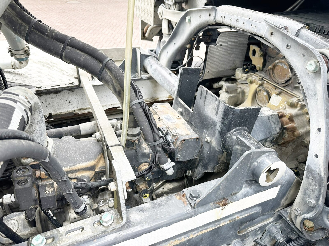 Mercedes-Benz Arocs 3251 8x4/4 Arocs 3251 8x4/4, Betonmischer Liebherr ca. 9m³ - Μπετονιέρα φορτηγό: φωτογραφία 5 Mercedes-Benz Arocs 3251 8x4/4 Arocs 3251 8x4/4, Betonmischer Liebherr ca. 9m³ - Μπετονιέρα φορτηγό: φωτογραφία 5