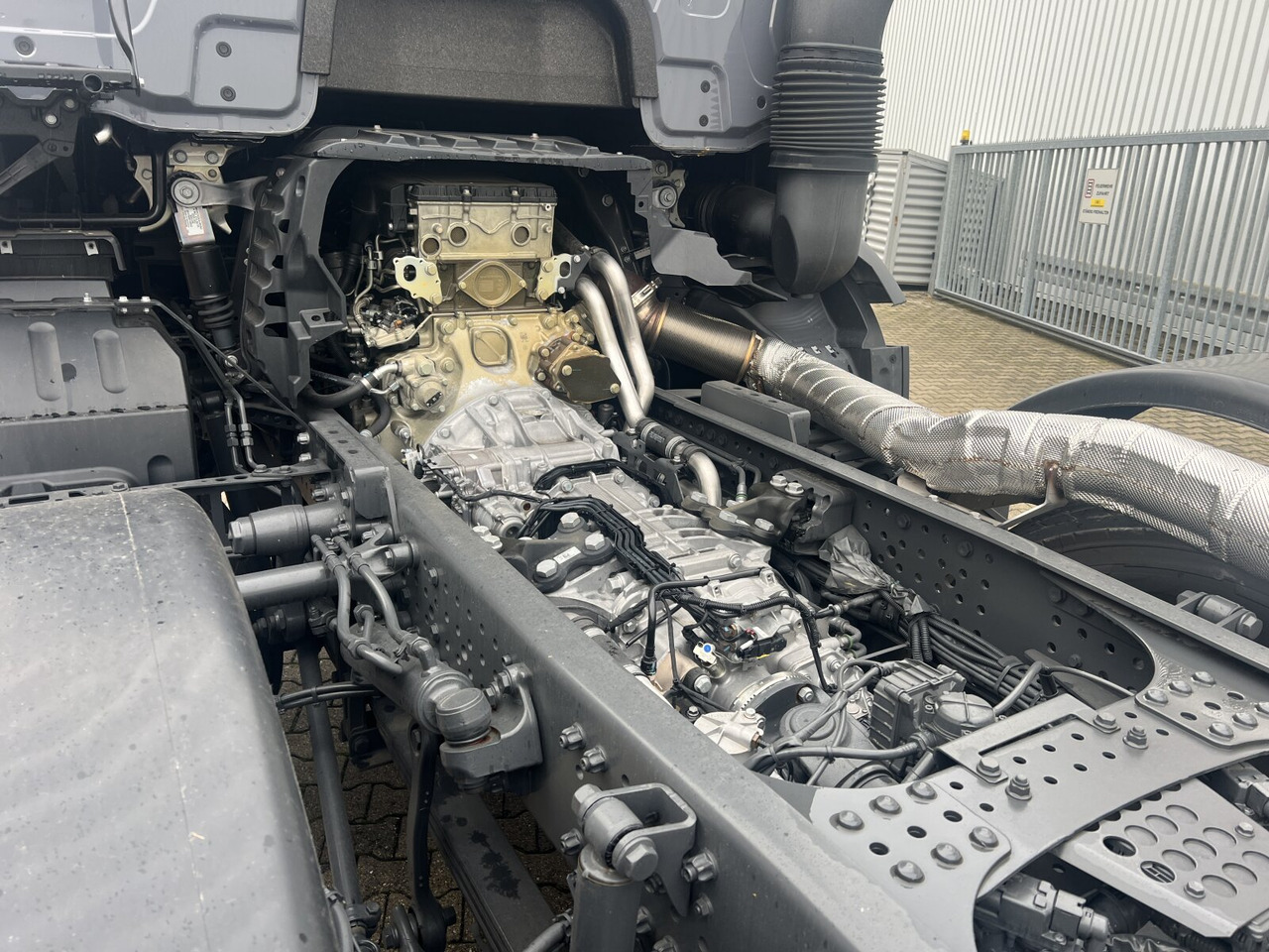 Καινούριο Φορτηγό ανατρεπόμενο Mercedes-Benz Arocs 3251 L 8x4/4 Arocs 3251 L 8x4/4, Motorabtrieb: φωτογραφία 13 Καινούριο Φορτηγό ανατρεπόμενο Mercedes-Benz Arocs 3251 L 8x4/4 Arocs 3251 L 8x4/4, Motorabtrieb: φωτογραφία 13