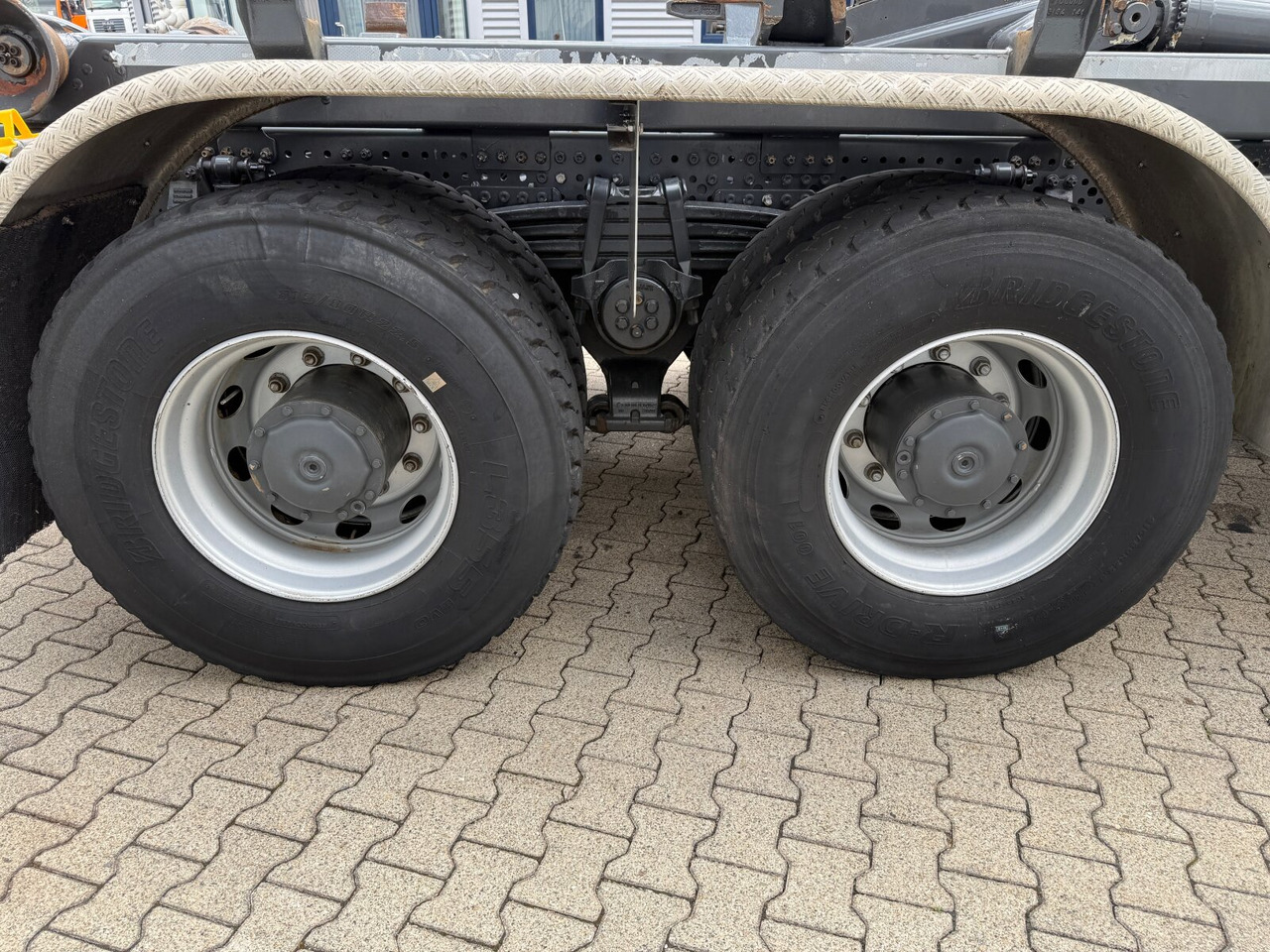 Mercedes-Benz Arocs 3351 6x4 Arocs 3351 6x4, Grounder, Retarder, Multimedia Cockpit, StreamSpace - Φορτηγό σασί: φωτογραφία 4 Mercedes-Benz Arocs 3351 6x4 Arocs 3351 6x4, Grounder, Retarder, Multimedia Cockpit, StreamSpace - Φορτηγό σασί: φωτογραφία 4