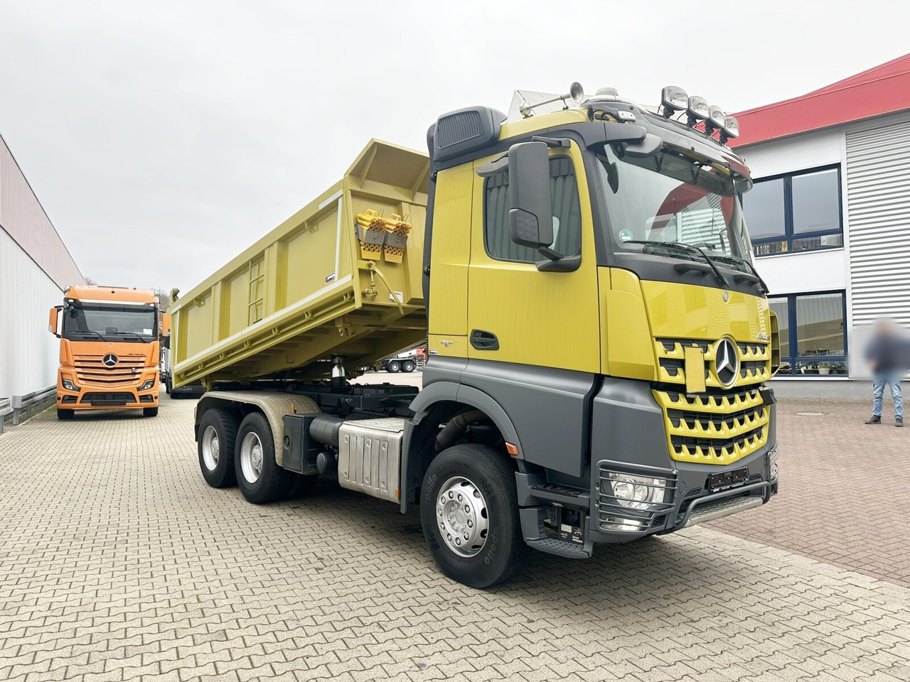 Φορτηγό ανατρεπόμενο Mercedes-Benz Arocs 3363 K 6x4 Arocs 3363 K 6x4, Grounder, Turbo-Retarder-Kupplung, Bordmatik: φωτογραφία 8