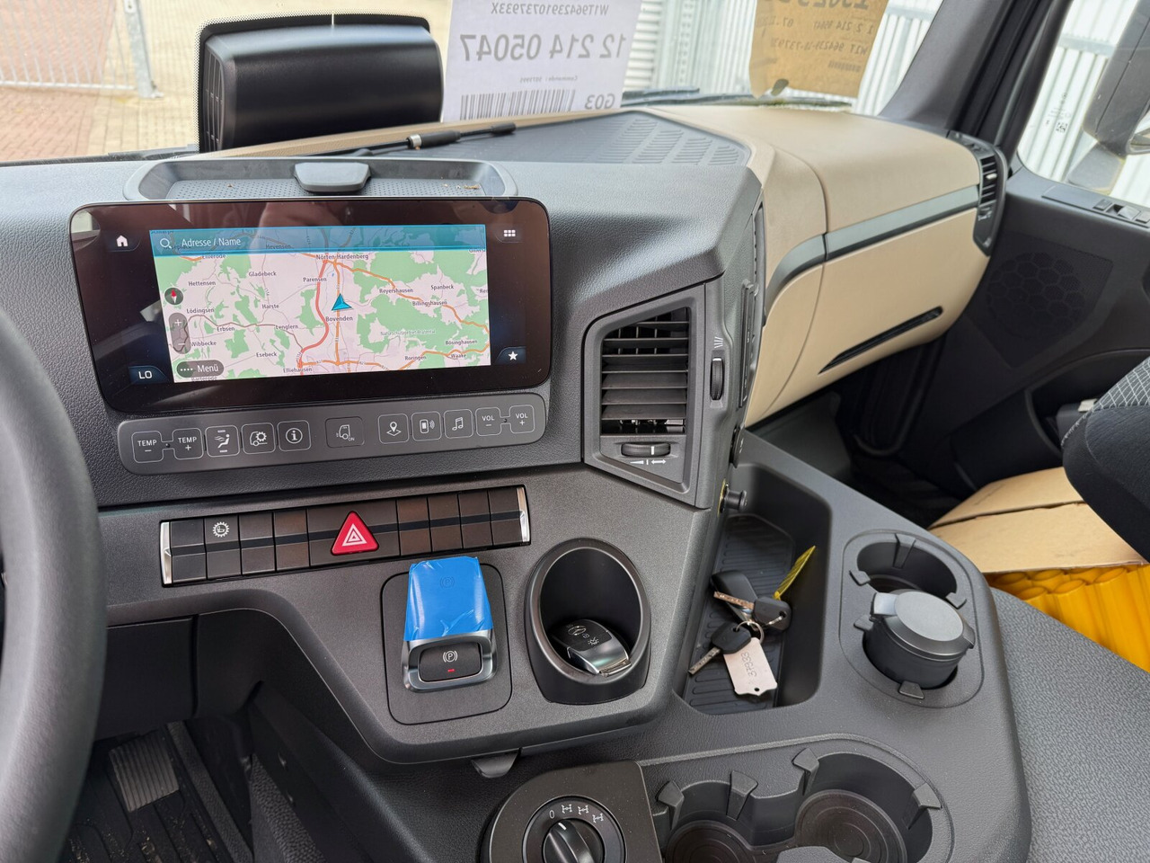 Mercedes-Benz Arocs 4151 AK 8x8/4 Arocs 4151 AK 8x8/4, Retarder, Navi, MultimediaCockpit, Grounder - Φορτηγό σασί: φωτογραφία 4 Mercedes-Benz Arocs 4151 AK 8x8/4 Arocs 4151 AK 8x8/4, Retarder, Navi, MultimediaCockpit, Grounder - Φορτηγό σασί: φωτογραφία 4