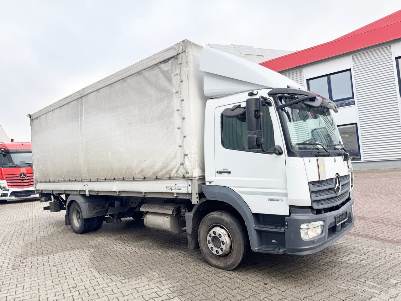 Φορτηγό με ανοιχτή καρότσα Mercedes-Benz Atego 1530 L 4x2 Atego 1530 L 4x2 mit LBW Dhollandia: φωτογραφία 8