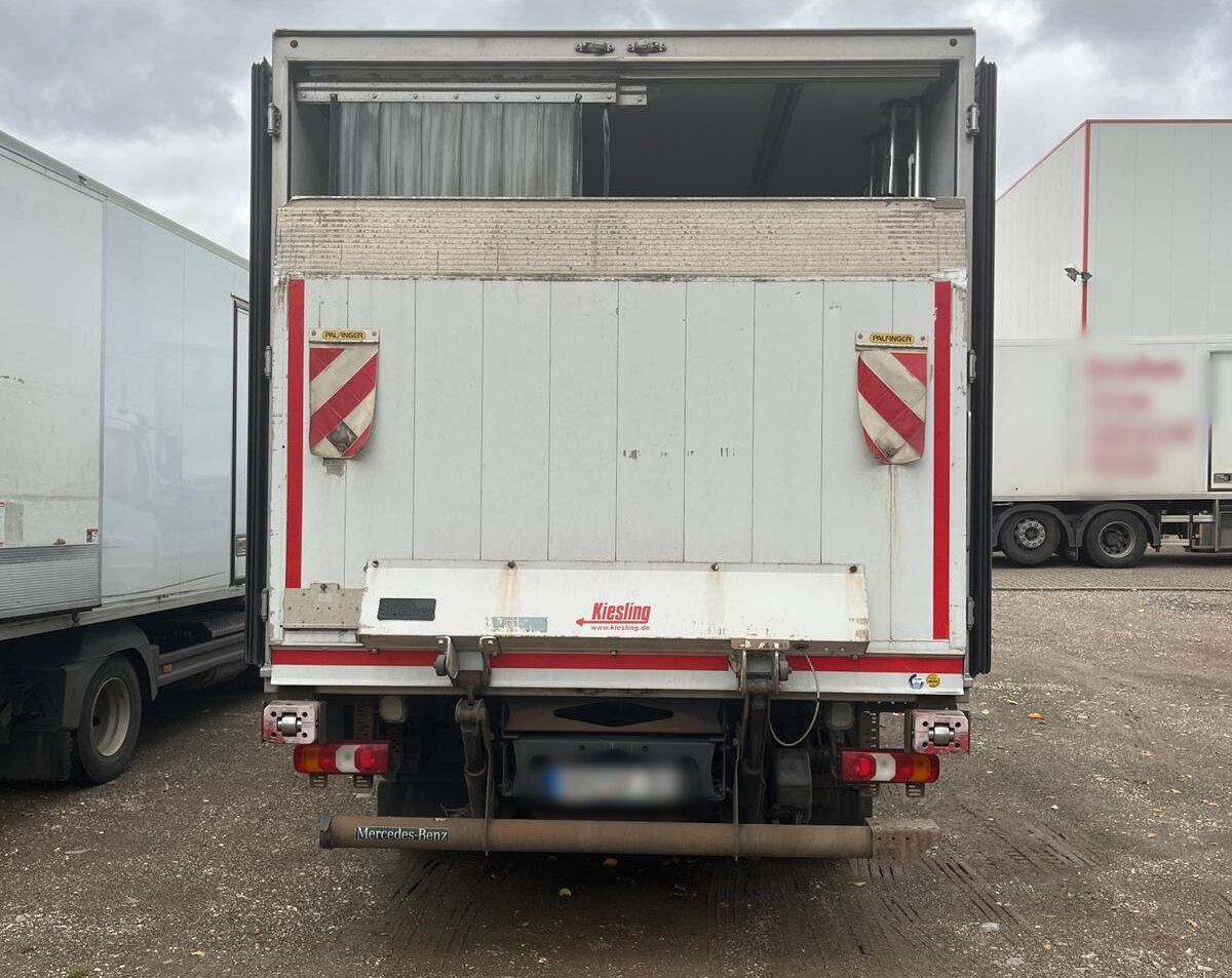 Mercedes-Benz Atego 816 4x2 Atego 816 4x2, Kühlkoffer, Trennwand, ThermoKing, LBW Sörensen - Φορτηγό: φωτογραφία 5 Mercedes-Benz Atego 816 4x2 Atego 816 4x2, Kühlkoffer, Trennwand, ThermoKing, LBW Sörensen - Φορτηγό: φωτογραφία 5