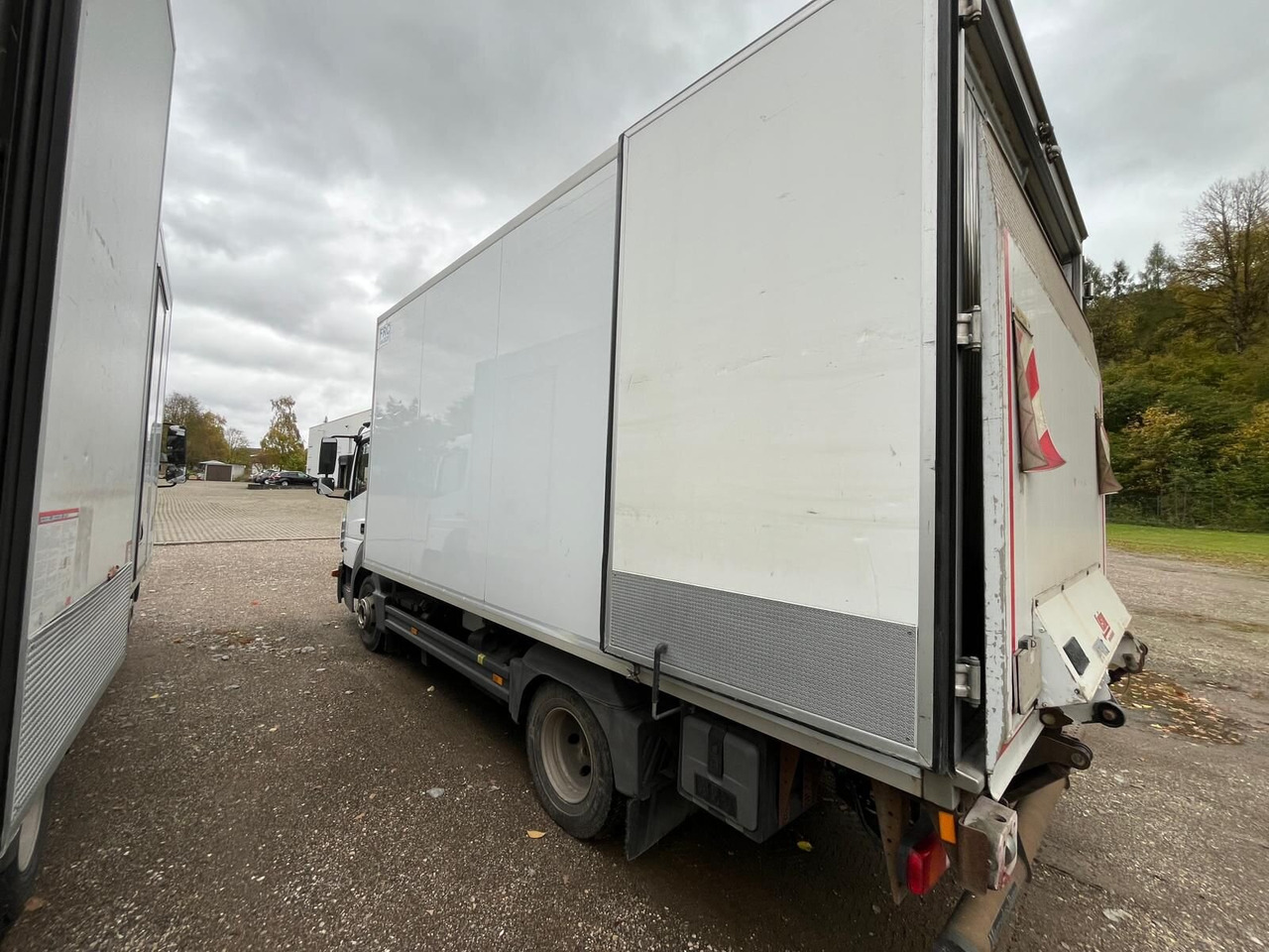 Mercedes-Benz Atego 816 4x2 Atego 816 4x2, Kühlkoffer, Trennwand, ThermoKing, LBW Sörensen - Φορτηγό: φωτογραφία 4 Mercedes-Benz Atego 816 4x2 Atego 816 4x2, Kühlkoffer, Trennwand, ThermoKing, LBW Sörensen - Φορτηγό: φωτογραφία 4