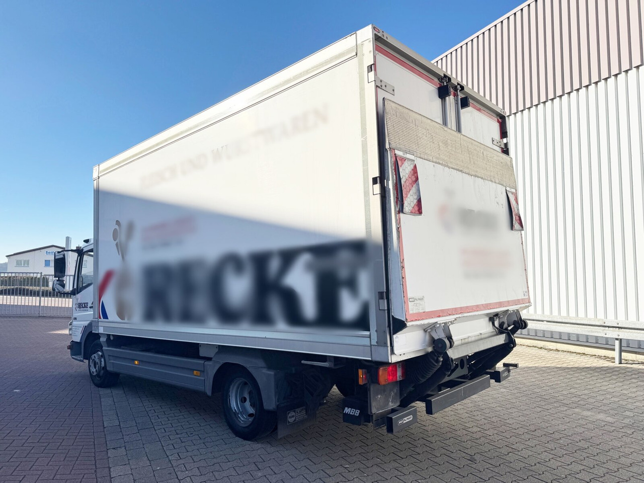 Mercedes-Benz Atego 816 L 4x2 Atego 816 L 4x2, Kühlkoffer, ThermoKing, Trennwand, LBW MBB - Φορτηγό: φωτογραφία 4 Mercedes-Benz Atego 816 L 4x2 Atego 816 L 4x2, Kühlkoffer, ThermoKing, Trennwand, LBW MBB - Φορτηγό: φωτογραφία 4