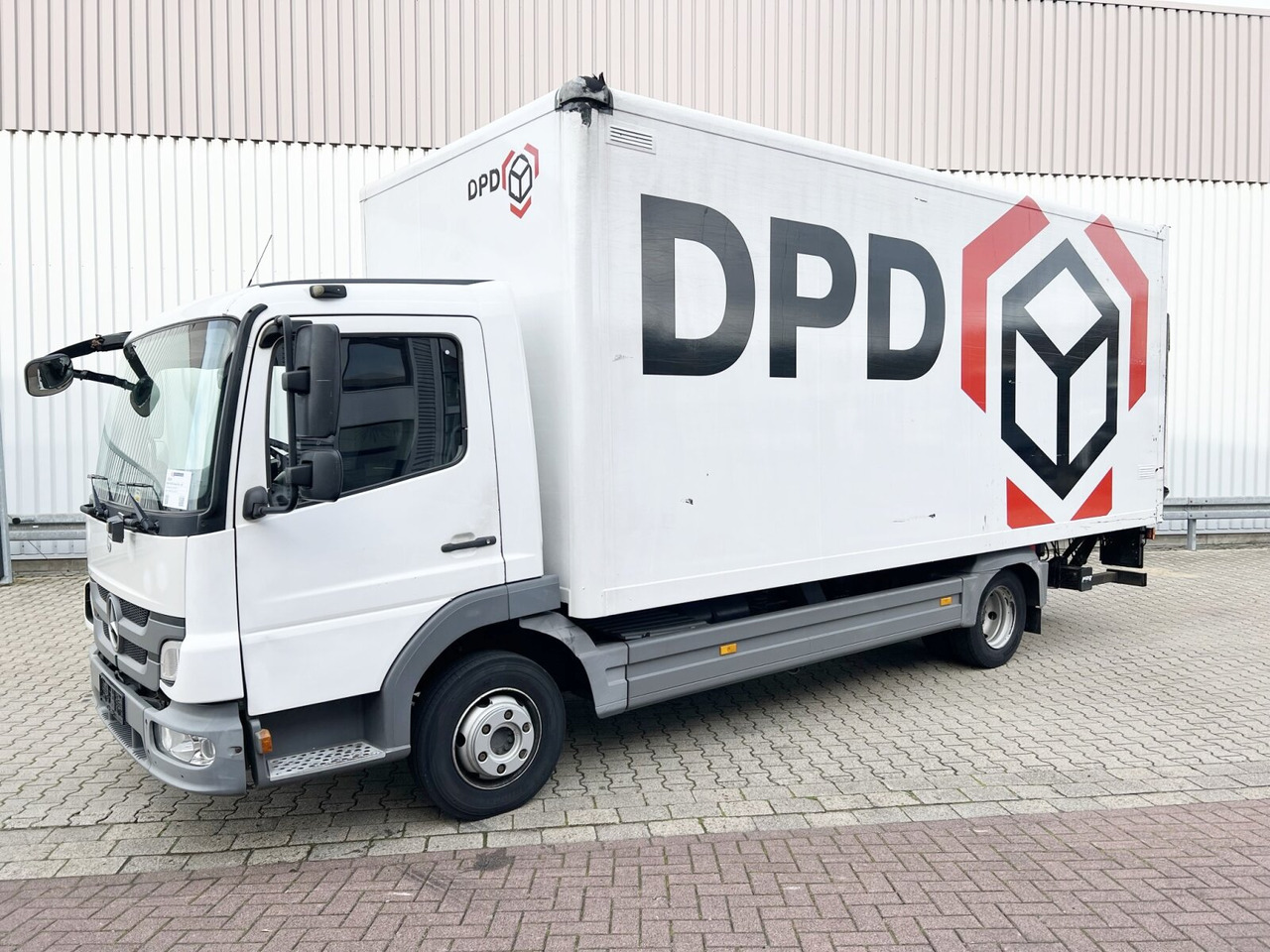 Mercedes-Benz Atego 816 L 4x2 Atego 816 L 4x2 mit LBW, 4x Vorhanden! - Φορτηγό κόφα: φωτογραφία 1 Mercedes-Benz Atego 816 L 4x2 Atego 816 L 4x2 mit LBW, 4x Vorhanden! - Φορτηγό κόφα: φωτογραφία 1
