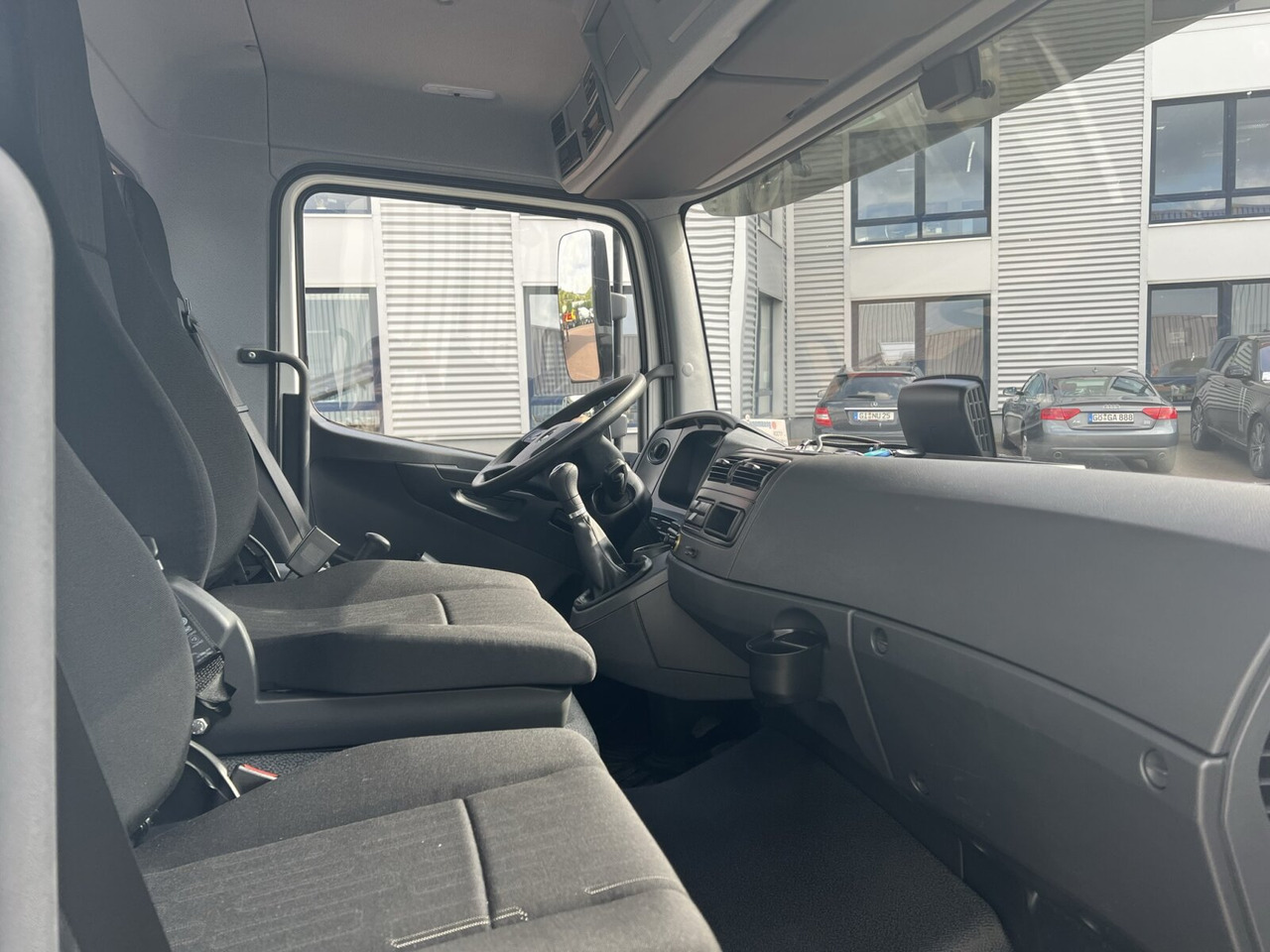 Mercedes-Benz Atego 818/23 K 4x2 Atego 818/23 K 4x2, 2x AHK, Meiller-Kipper, mehrfach Vorhanden! - Φορτηγό ανατρεπόμενο: φωτογραφία 5 Mercedes-Benz Atego 818/23 K 4x2 Atego 818/23 K 4x2, 2x AHK, Meiller-Kipper, mehrfach Vorhanden! - Φορτηγό ανατρεπόμενο: φωτογραφία 5