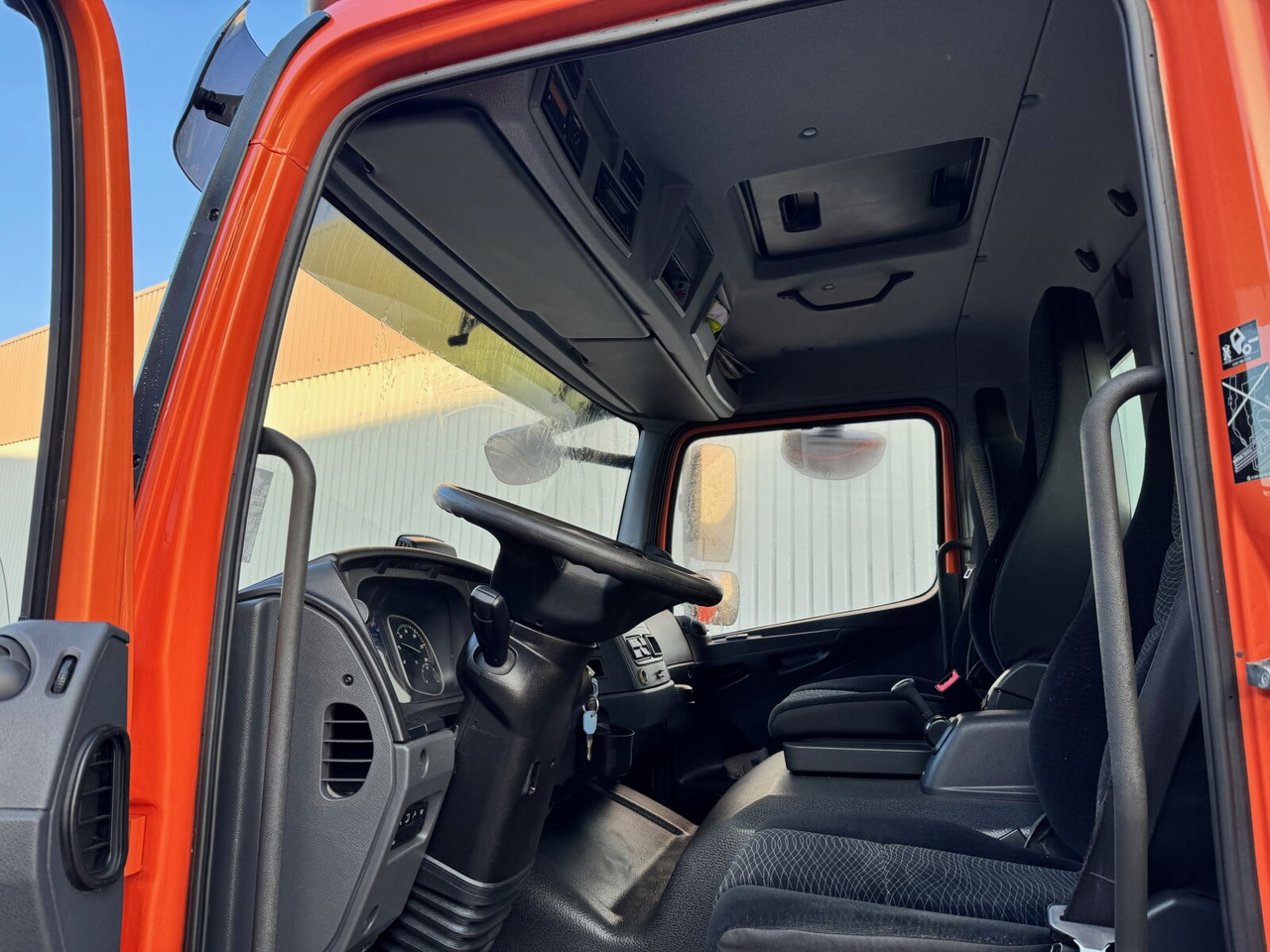 Mercedes-Benz Atego 824 L 4x2 Atego 824 L 4x2, Motorabtrieb, City-Abroller - Φορτηγό φόρτωσης γάντζου: φωτογραφία 3 Mercedes-Benz Atego 824 L 4x2 Atego 824 L 4x2, Motorabtrieb, City-Abroller - Φορτηγό φόρτωσης γάντζου: φωτογραφία 3
