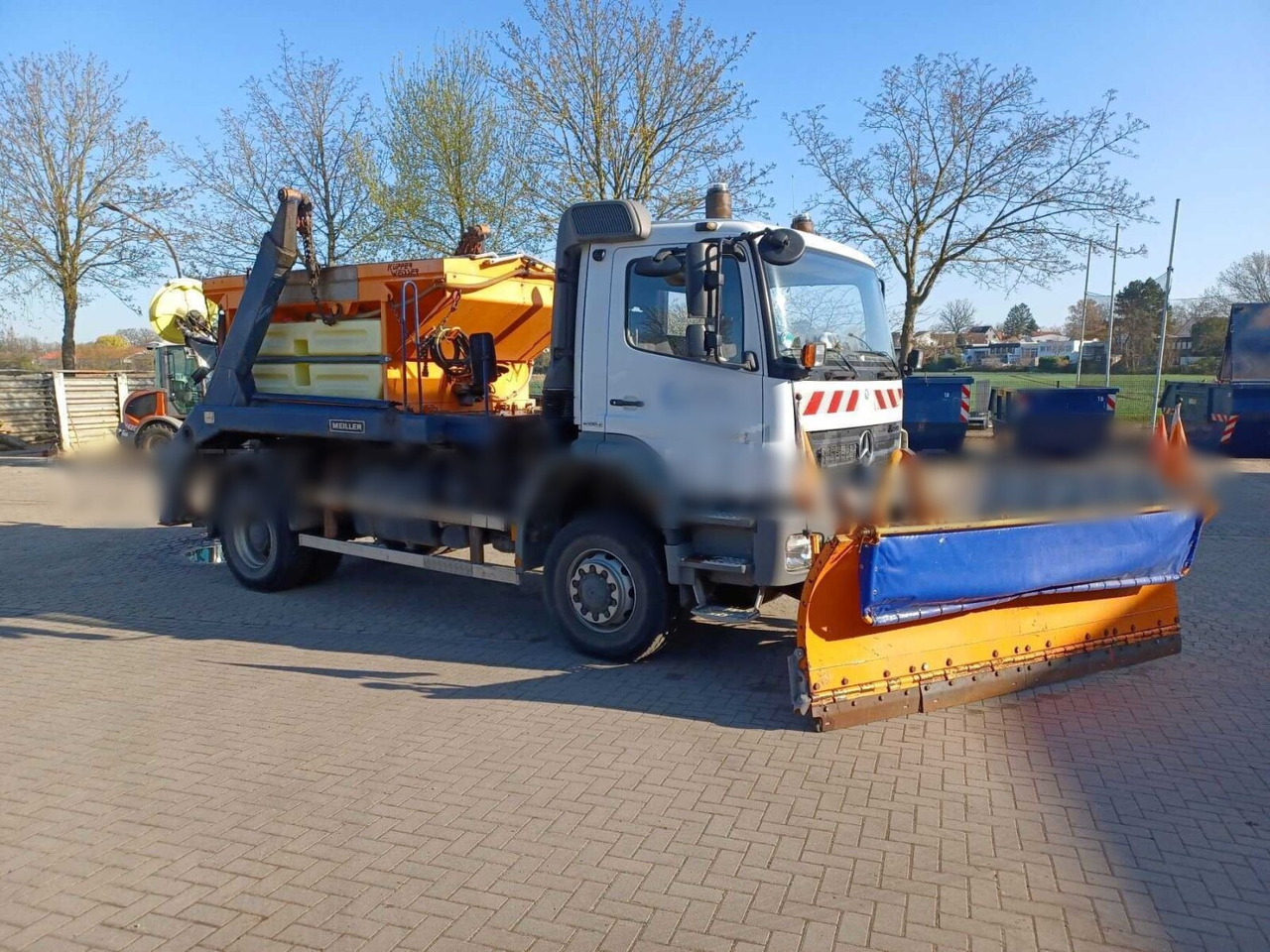 Mercedes-Benz Axor 1824 4x4 Axor 1824 4x4, Tele-Absetzer, Winterdienstausstattung - Φορτηγό καδοφόρος φορτωτής: φωτογραφία 1 Mercedes-Benz Axor 1824 4x4 Axor 1824 4x4, Tele-Absetzer, Winterdienstausstattung - Φορτηγό καδοφόρος φορτωτής: φωτογραφία 1