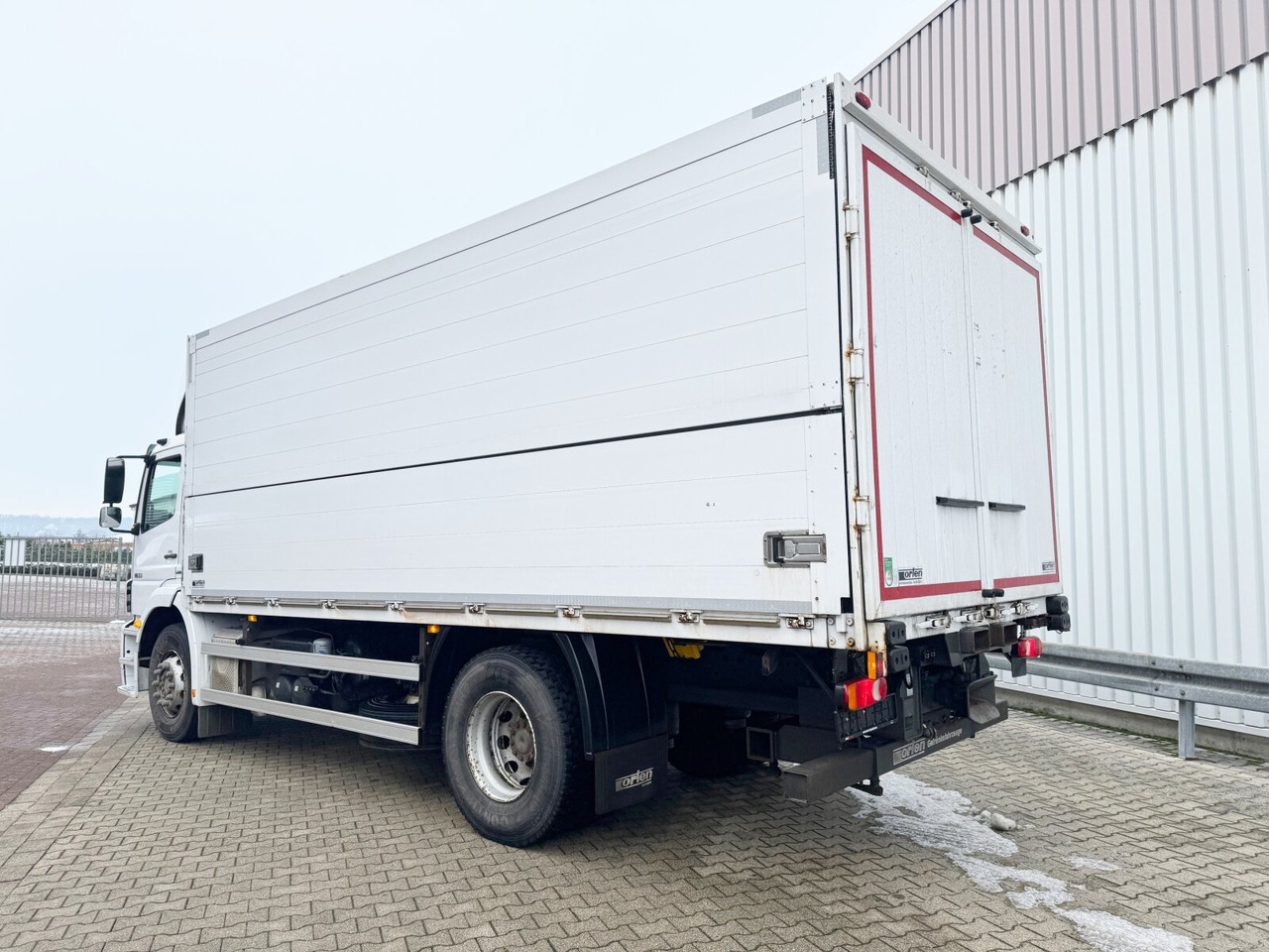 Φορτηγό κόφα Mercedes-Benz Axor 1833 L 4x2 Axor 1833 L 4x2, Getränkekoffer: φωτογραφία 10
