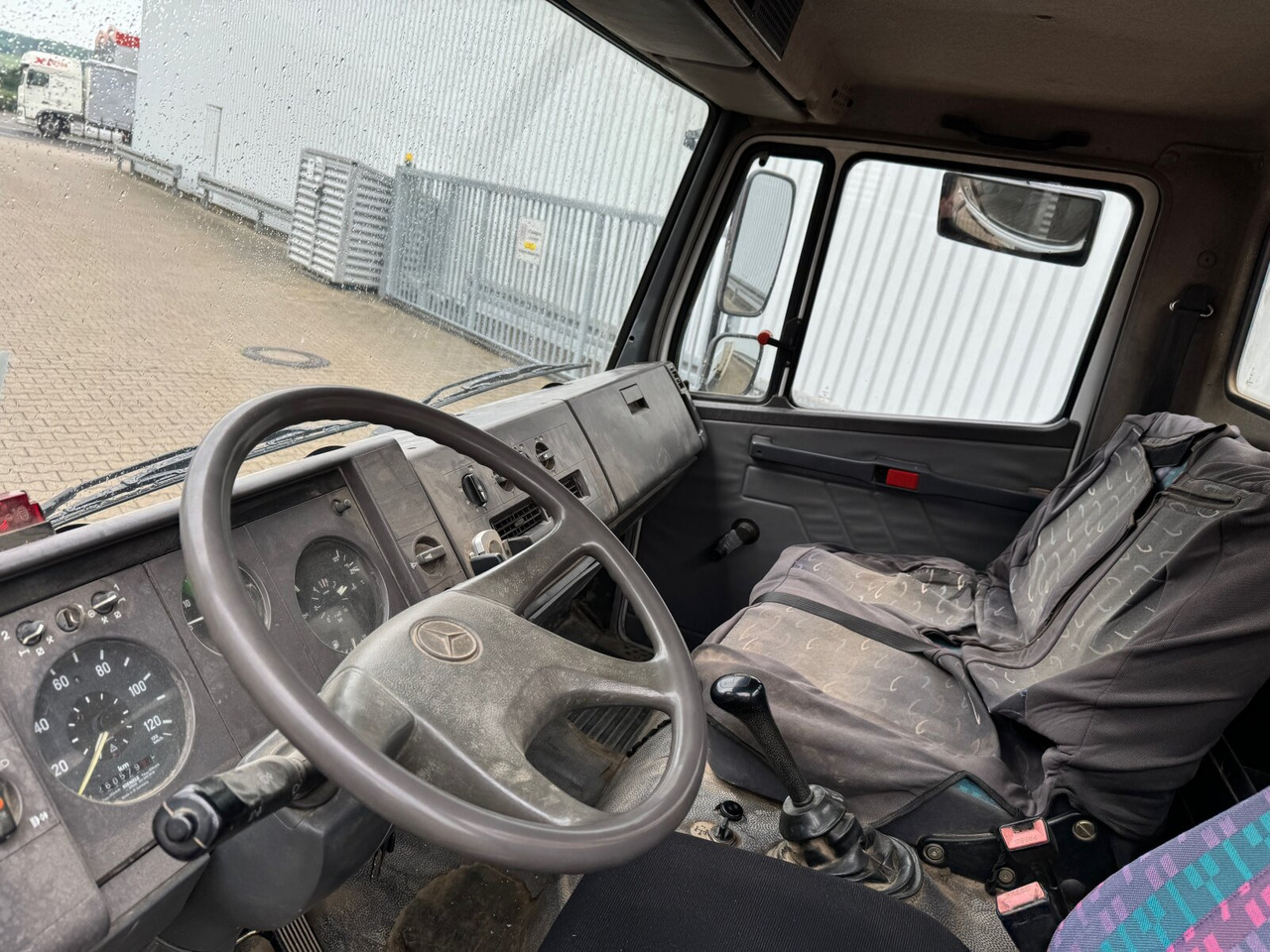 Mercedes-Benz LK 814 4x2 LK 814 4x2, 6-Zylinder, Kran Tirre Euro 35 - Φορτηγό με γερανό, Φορτηγό με ανοιχτή καρότσα: φωτογραφία 4 Mercedes-Benz LK 814 4x2 LK 814 4x2, 6-Zylinder, Kran Tirre Euro 35 - Φορτηγό με γερανό, Φορτηγό με ανοιχτή καρότσα: φωτογραφία 4