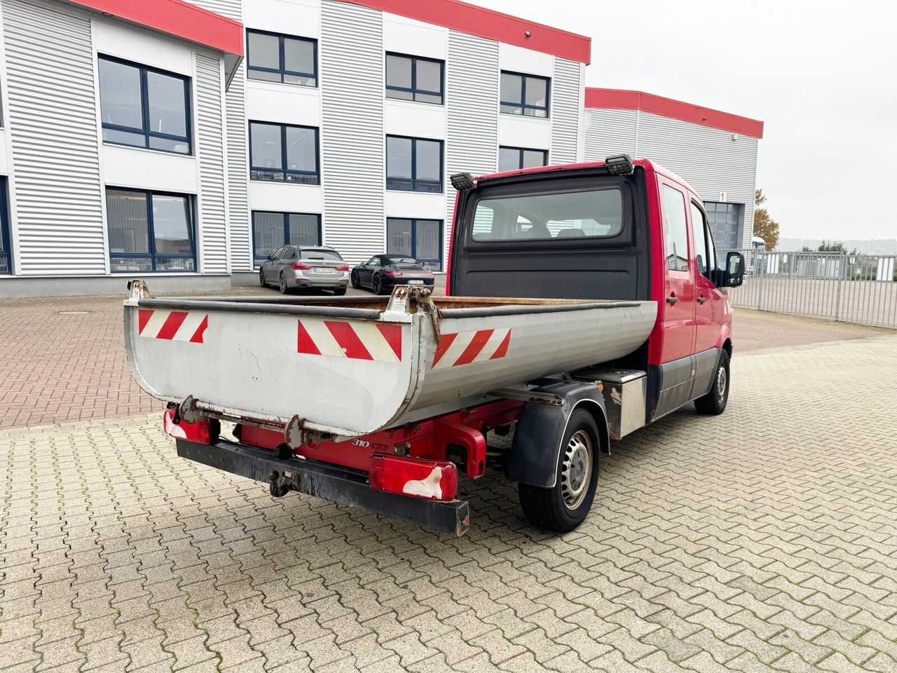 Leasing Mercedes-Benz Sprinter 310 CDI 4x2 Doka Sprinter 310 CDI 4x2 Doka, Hinterkipper Mercedes-Benz Sprinter 310 CDI 4x2 Doka Sprinter 310 CDI 4x2 Doka, Hinterkipper: φωτογραφία 10 Leasing Mercedes-Benz Sprinter 310 CDI 4x2 Doka Sprinter 310 CDI 4x2 Doka, Hinterkipper Mercedes-Benz Sprinter 310 CDI 4x2 Doka Sprinter 310 CDI 4x2 Doka, Hinterkipper: φωτογραφία 10
