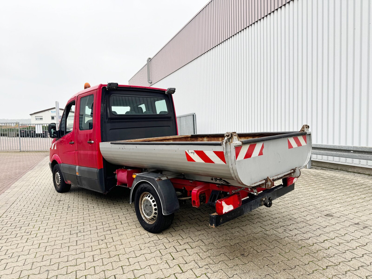 Leasing Mercedes-Benz Sprinter 310 CDI 4x2 Doka Sprinter 310 CDI 4x2 Doka, Hinterkipper Mercedes-Benz Sprinter 310 CDI 4x2 Doka Sprinter 310 CDI 4x2 Doka, Hinterkipper: φωτογραφία 12 Leasing Mercedes-Benz Sprinter 310 CDI 4x2 Doka Sprinter 310 CDI 4x2 Doka, Hinterkipper Mercedes-Benz Sprinter 310 CDI 4x2 Doka Sprinter 310 CDI 4x2 Doka, Hinterkipper: φωτογραφία 12