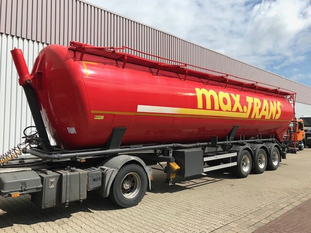 SSK 60/10-24 ADR Kässbohrer SSK 60/10-24 ADR, 60 cbm, - Σιλοφόρο: φωτογραφία 1 SSK 60/10-24 ADR Kässbohrer SSK 60/10-24 ADR, 60 cbm, - Σιλοφόρο: φωτογραφία 1