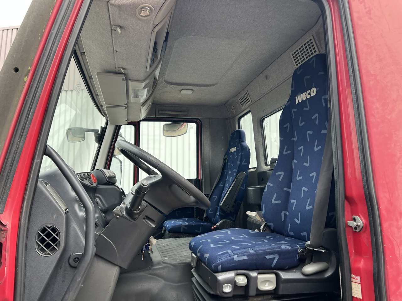 Stralis AD440S42T/P 4x2 Stralis AD440X42T/P 4x2, Ex- Army - Τράκτορας: φωτογραφία 5 Stralis AD440S42T/P 4x2 Stralis AD440X42T/P 4x2, Ex- Army - Τράκτορας: φωτογραφία 5