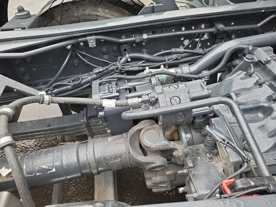 T-Way AT410T51 8x4 T-Way AT410T51 8x4, Retarder, Nebenantrieb, 4x VORHANDEN! - Φορτηγό σασί: φωτογραφία 5 T-Way AT410T51 8x4 T-Way AT410T51 8x4, Retarder, Nebenantrieb, 4x VORHANDEN! - Φορτηγό σασί: φωτογραφία 5