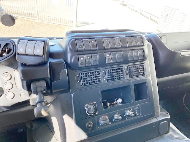 Trakker AD260T41W 6x6 Trakker AD260T41W 6x6 - Φορτηγό σασί: φωτογραφία 3 Trakker AD260T41W 6x6 Trakker AD260T41W 6x6 - Φορτηγό σασί: φωτογραφία 3