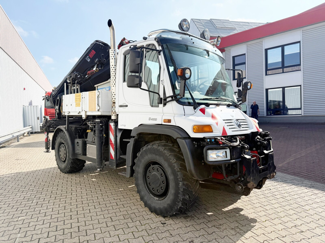 Τηλεσκοπικός γερανός Unimog U400 4x4 U400 4x4, Frontzapfwelle, Heckkran Hiab XS 144-E4 HiDuo, Seilwinde, Funk: φωτογραφία 13