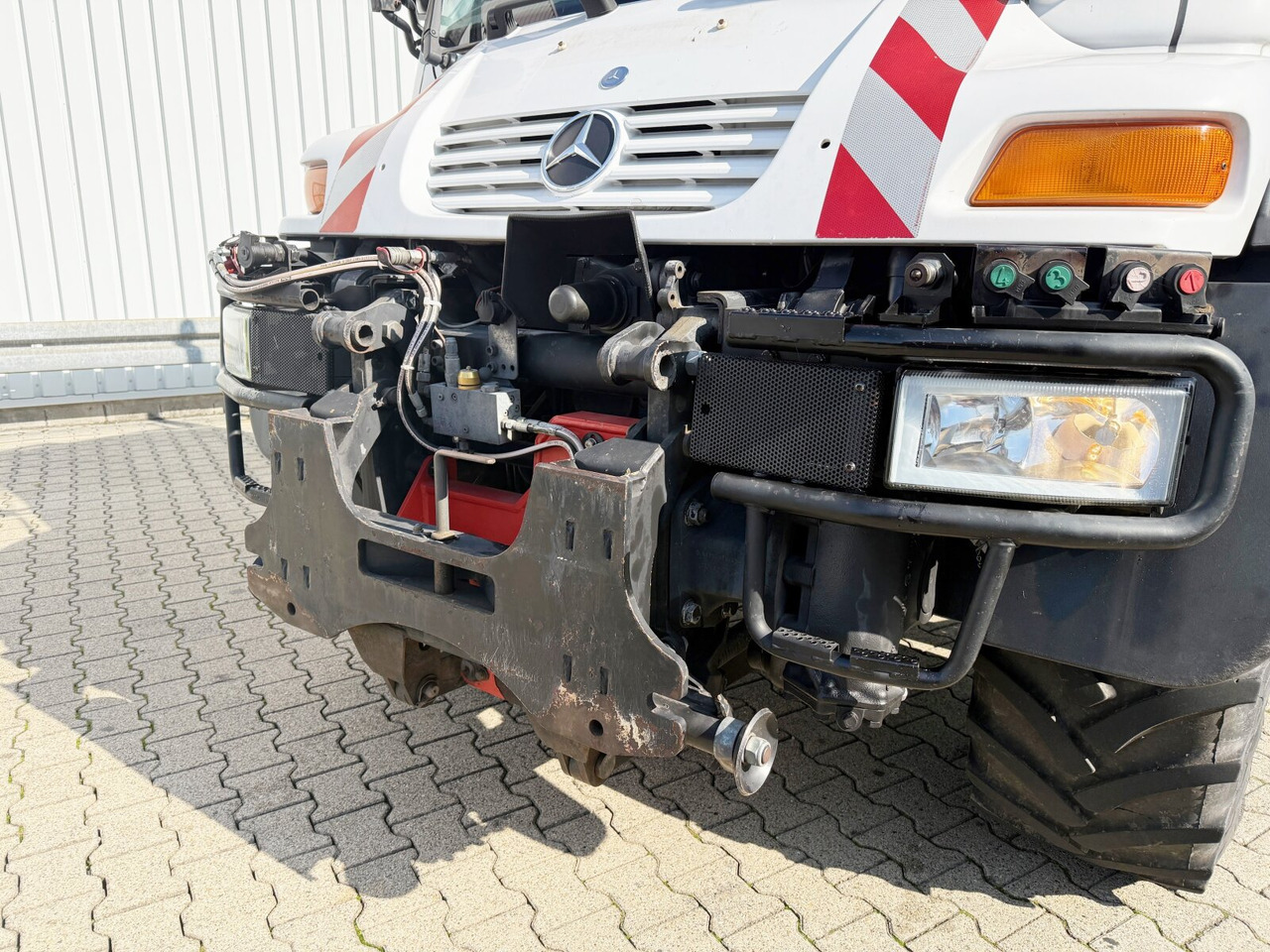 Τηλεσκοπικός γερανός Unimog U400 4x4 U400 4x4, Frontzapfwelle, Heckkran Hiab XS 144-E4 HiDuo, Seilwinde, Funk: φωτογραφία 10