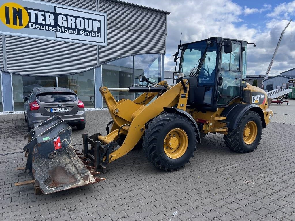 CAT 908 H - Ελαστιχοφόρος φορτωτής: φωτογραφία 2 CAT 908 H - Ελαστιχοφόρος φορτωτής: φωτογραφία 2