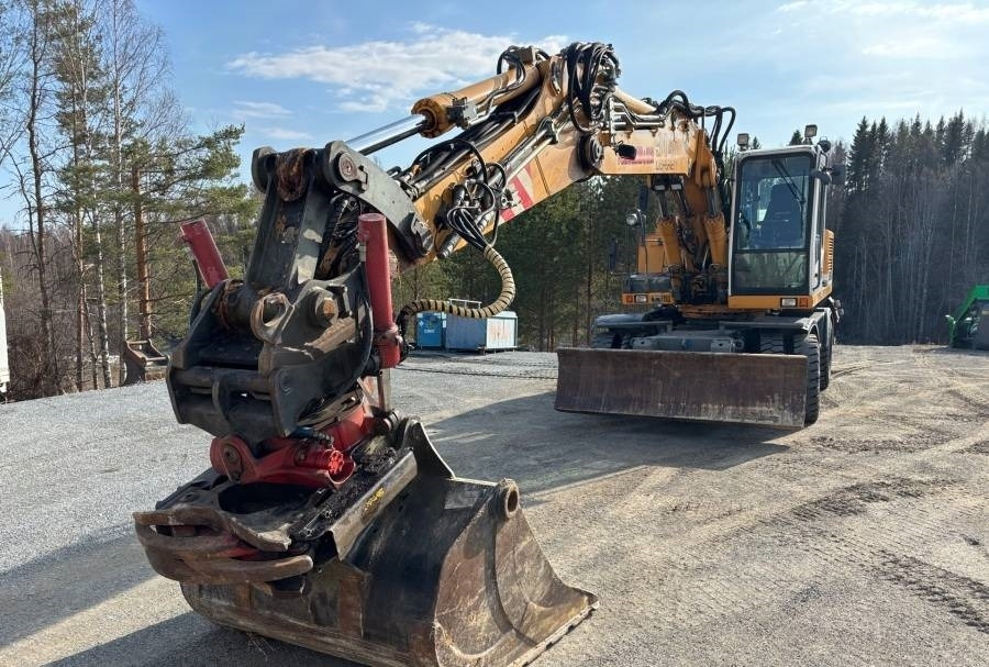 Liebherr A 914 Litronic A2-PL Tiltrotator 30Km/h - Τροχοφόρος εκσκαφέας: φωτογραφία 5 Liebherr A 914 Litronic A2-PL Tiltrotator 30Km/h - Τροχοφόρος εκσκαφέας: φωτογραφία 5