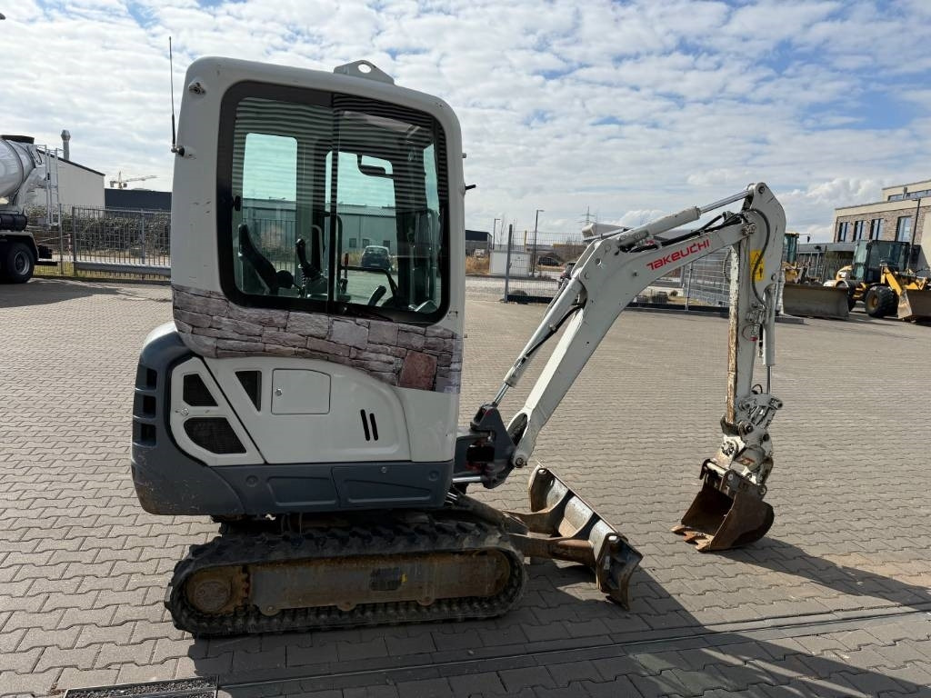 Takeuchi TB 216 Powertilt - Μίνι εκσκαφέας: φωτογραφία 5 Takeuchi TB 216 Powertilt - Μίνι εκσκαφέας: φωτογραφία 5