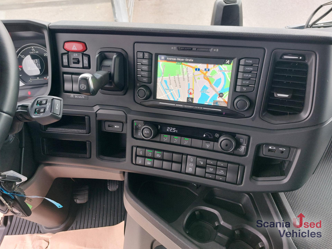 SCANIA R 460 A4x2NA, SUPER, Navi, Standklima - Τράκτορας: φωτογραφία 5 SCANIA R 460 A4x2NA, SUPER, Navi, Standklima - Τράκτορας: φωτογραφία 5