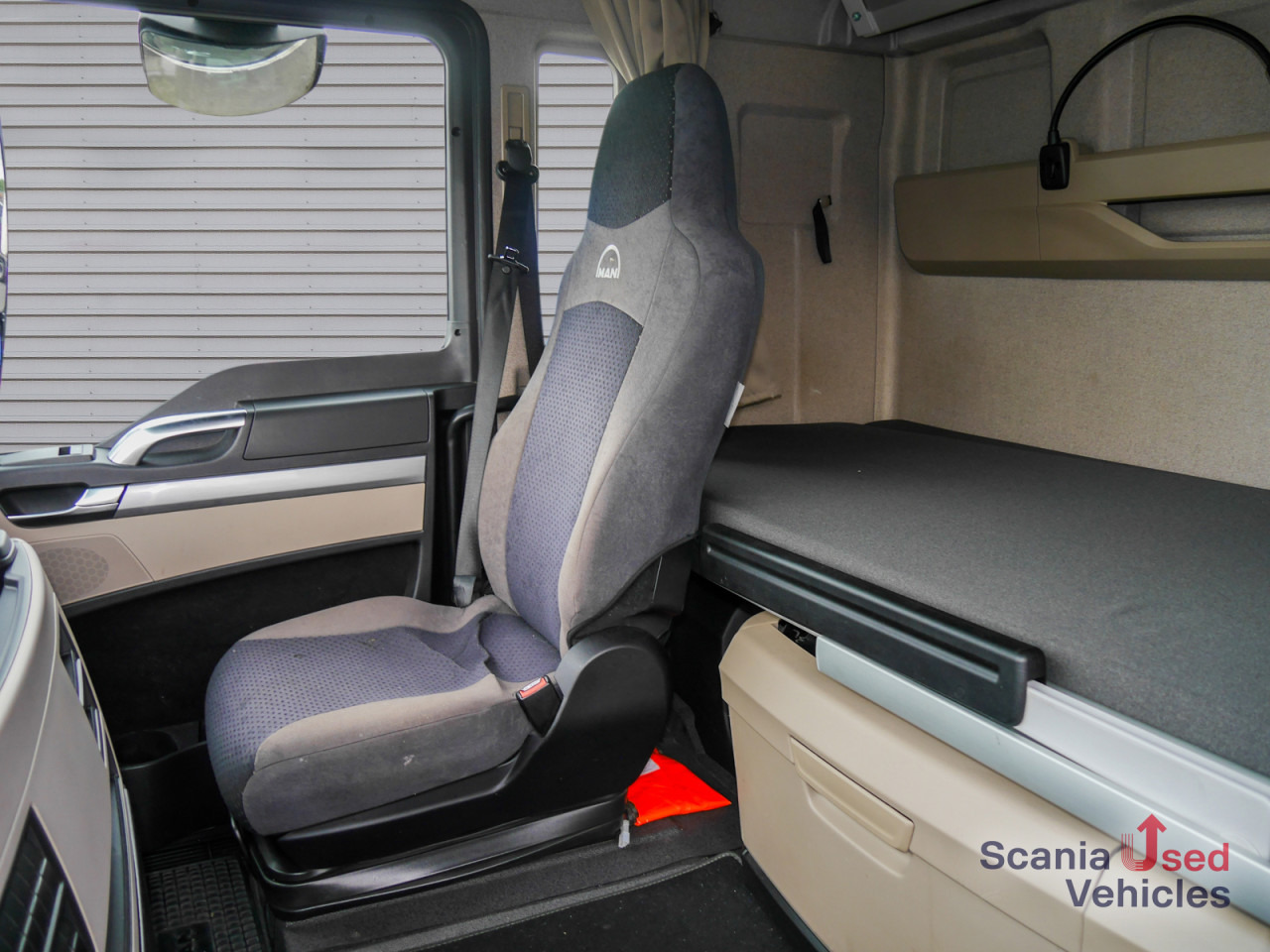 MAN TGX 26.470 6x2-4 LL - Koffer / LBW - - Φορτηγό κόφα: φωτογραφία 4 MAN TGX 26.470 6x2-4 LL - Koffer / LBW - - Φορτηγό κόφα: φωτογραφία 4