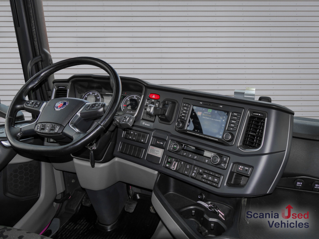SCANIA R 410 B6x2*4NB - Pritsche / Plane / Hecktüren - - Φορτηγό μουσαμάς: φωτογραφία 2 SCANIA R 410 B6x2*4NB - Pritsche / Plane / Hecktüren - - Φορτηγό μουσαμάς: φωτογραφία 2