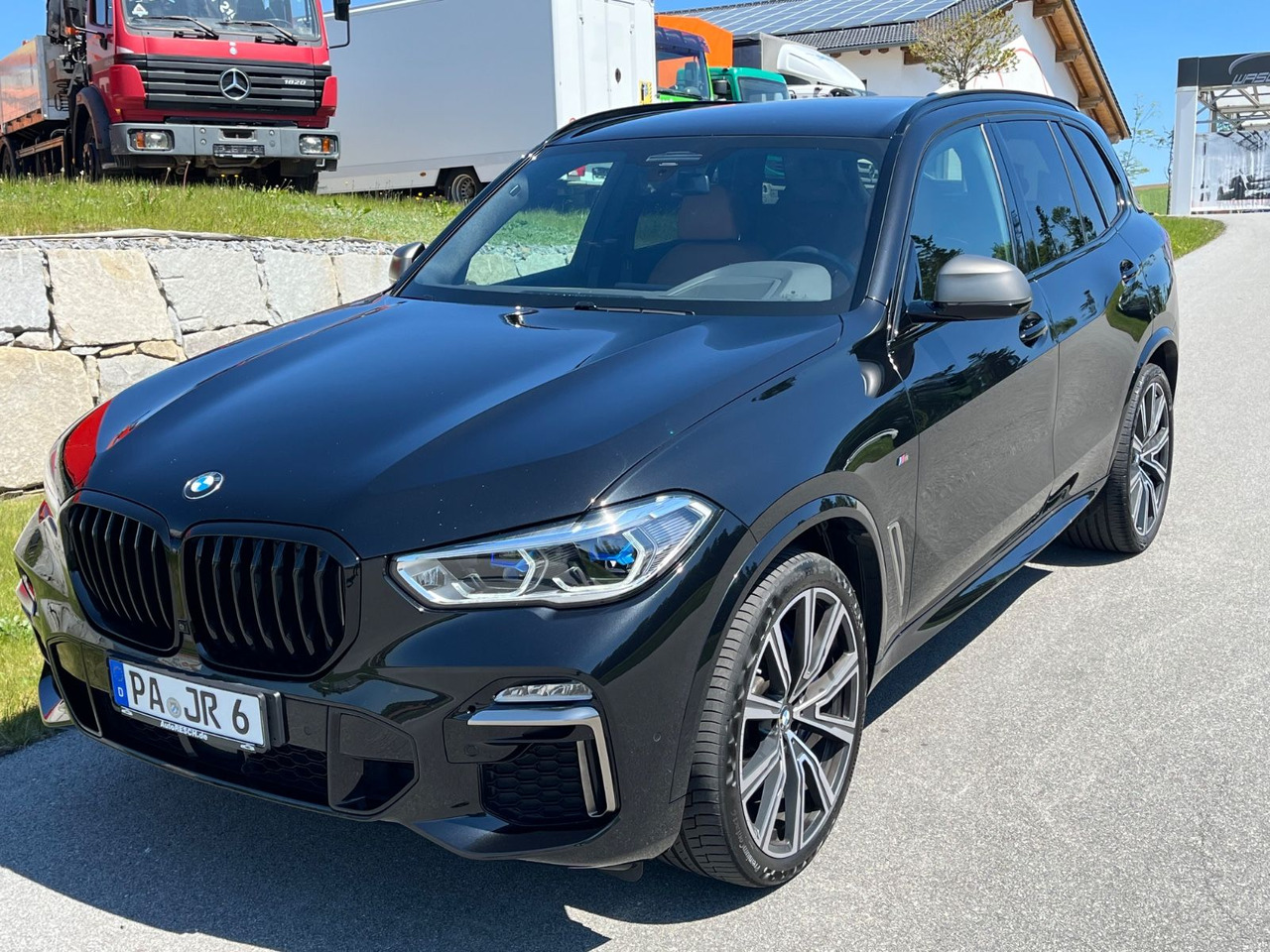 BMW X5 Baureihe X5 M50 d - SUV: φωτογραφία 2 BMW X5 Baureihe X5 M50 d - SUV: φωτογραφία 2