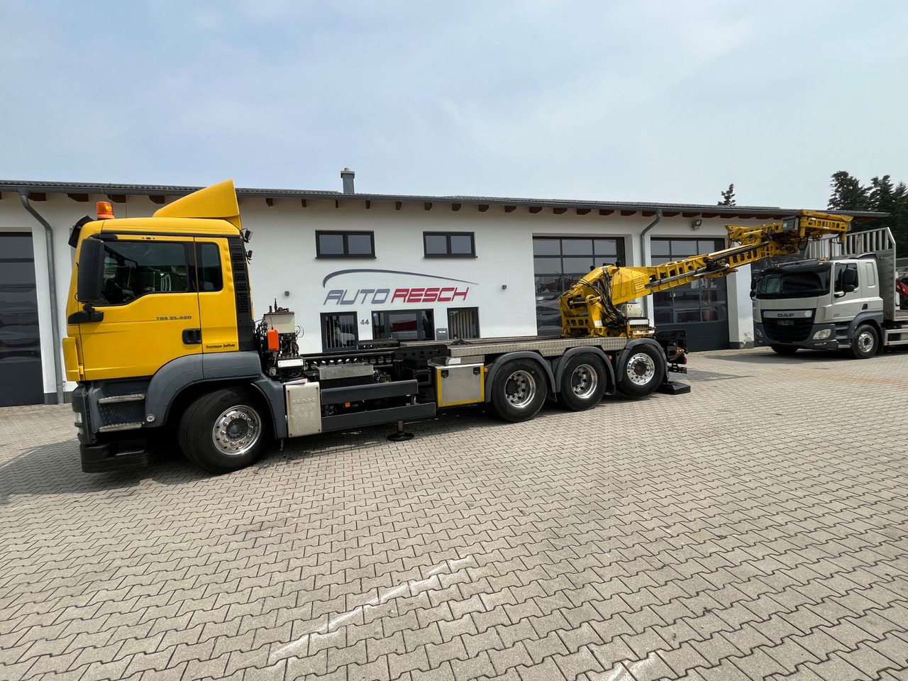 MAN TGS 35.480 8x4-4BL Deuringer Garagentransporter - Φορτηγό με γερανό: φωτογραφία 4 MAN TGS 35.480 8x4-4BL Deuringer Garagentransporter - Φορτηγό με γερανό: φωτογραφία 4