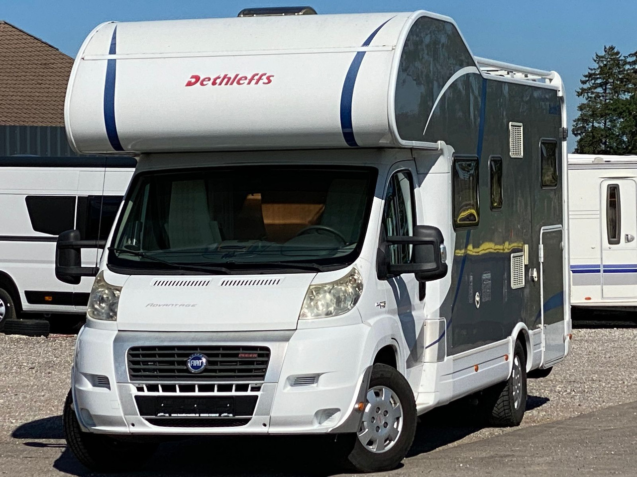 Dethleffs A 7071, Solar,SAT,AHK - Αυτοκινούμενο με σοφίτα: φωτογραφία 3 Dethleffs A 7071, Solar,SAT,AHK - Αυτοκινούμενο με σοφίτα: φωτογραφία 3