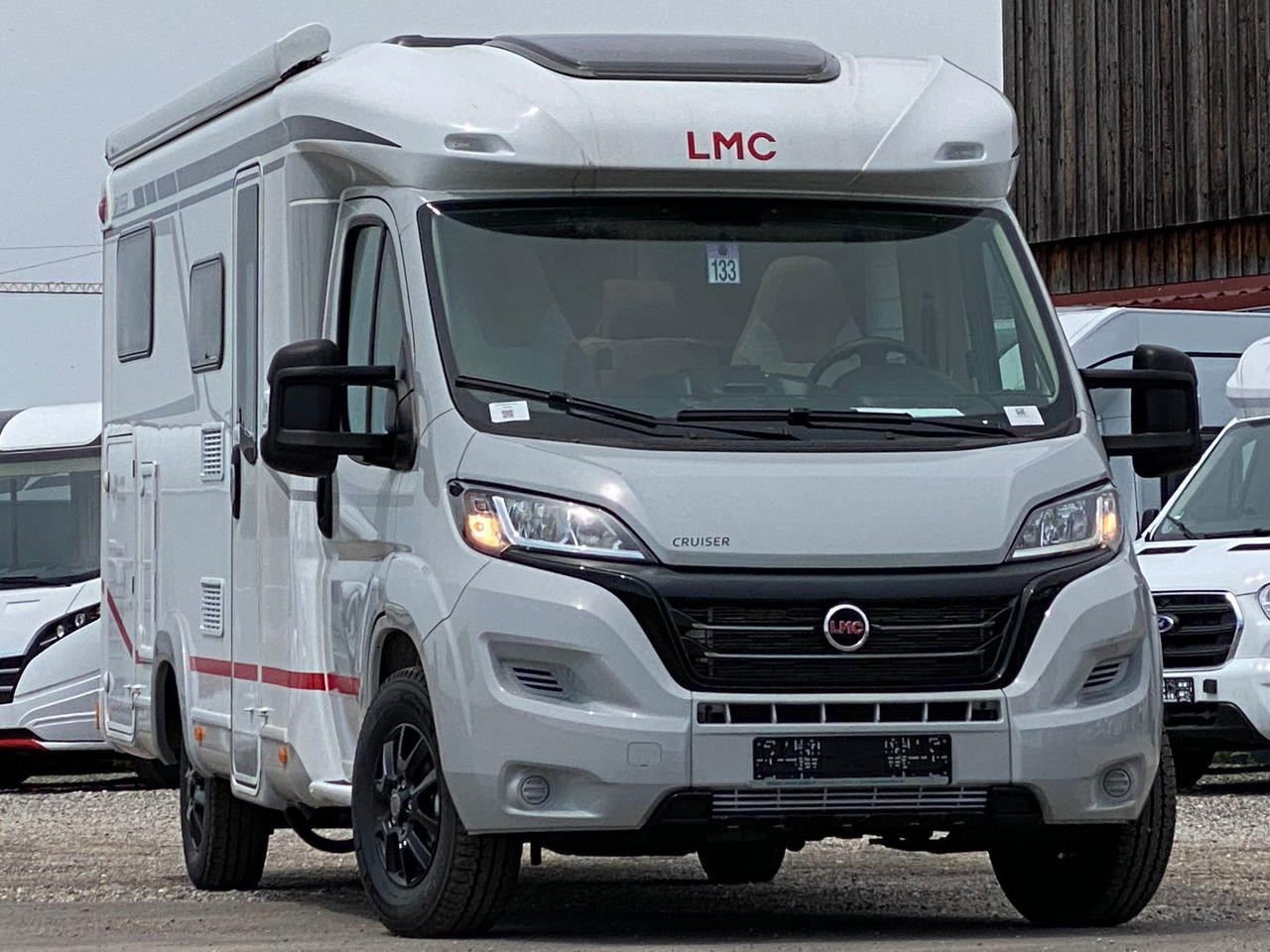 LMC Cruiser V 646 G, SAT, Navi, Sondermodell,16 Zoll - Ημιενιαίο αυτοκινούμενο: φωτογραφία 1 LMC Cruiser V 646 G, SAT, Navi, Sondermodell,16 Zoll - Ημιενιαίο αυτοκινούμενο: φωτογραφία 1