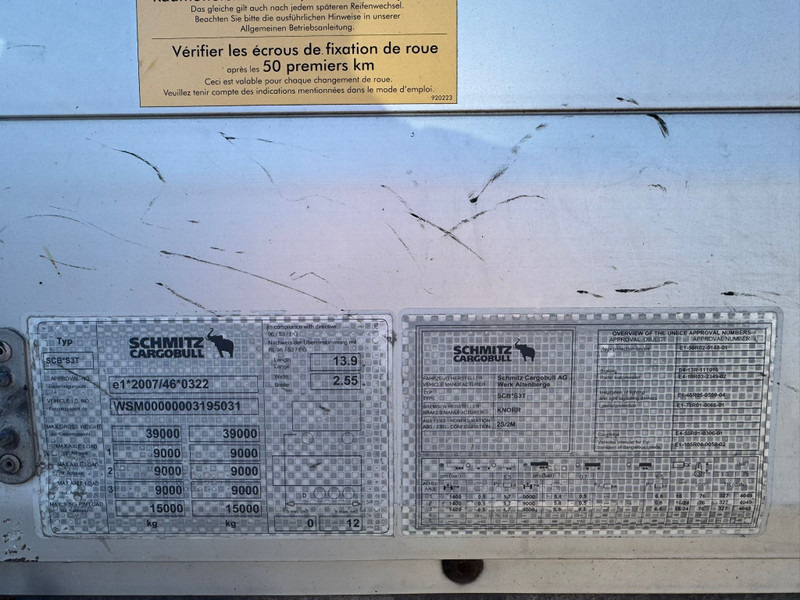 Επικαθήμενο κουρτίνα Schmitz Cargobull 3-Axle / Galvanised chassis / Open Roof / SAF Axle / NL Trailer: φωτογραφία 17 Επικαθήμενο κουρτίνα Schmitz Cargobull 3-Axle / Galvanised chassis / Open Roof / SAF Axle / NL Trailer: φωτογραφία 17