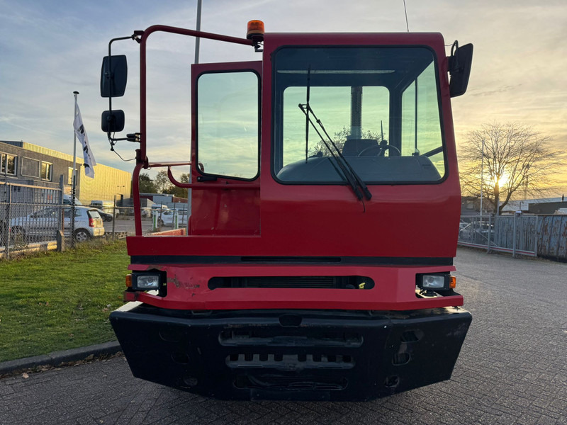 Terberg YT182 / Klima / NL Truck - Τράκτορες τελωνείων: φωτογραφία 5 Terberg YT182 / Klima / NL Truck - Τράκτορες τελωνείων: φωτογραφία 5