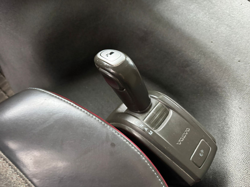 Φορτηγό σασί Volvo FM 410 / 8X4 / I-Shift / ADR / Tridem / TUV: 6-2026 / NL Truck: φωτογραφία 9